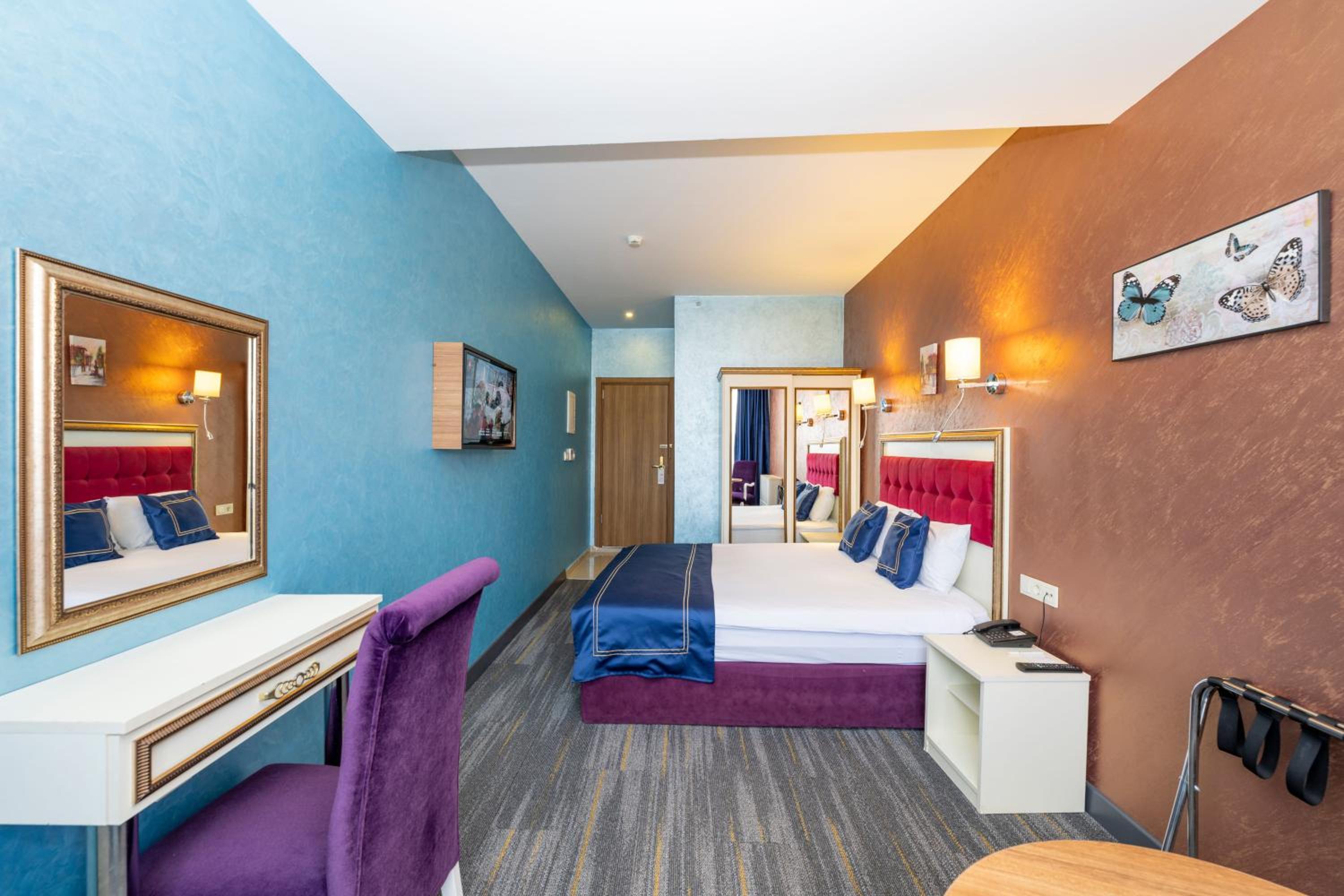 Double or Twin Room photo 2