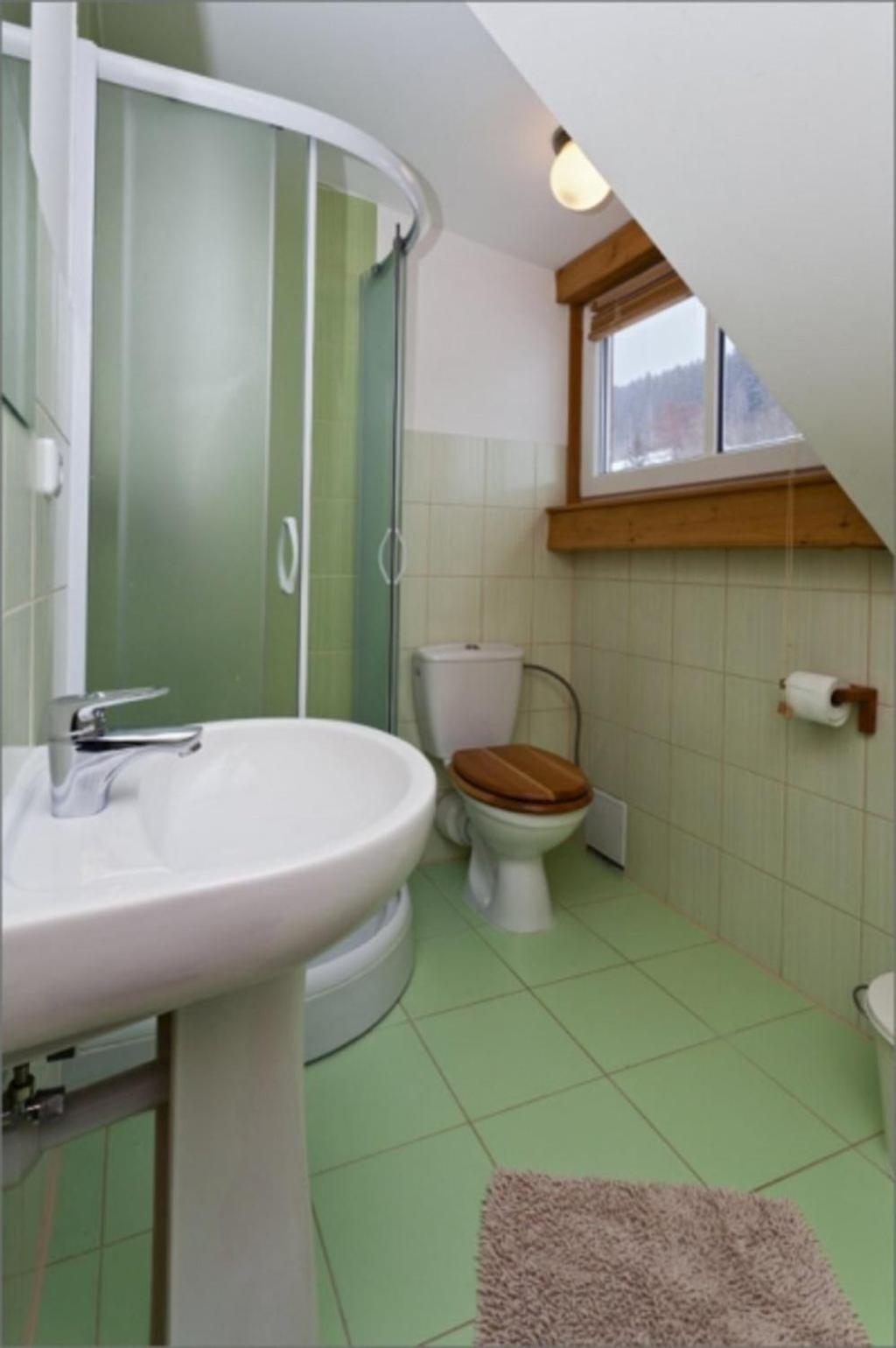 Comfort Triple Room with Shower photo 3