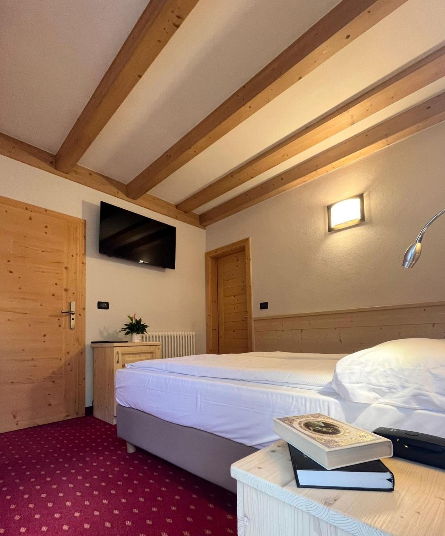 Single Room with Mountain View photo 1