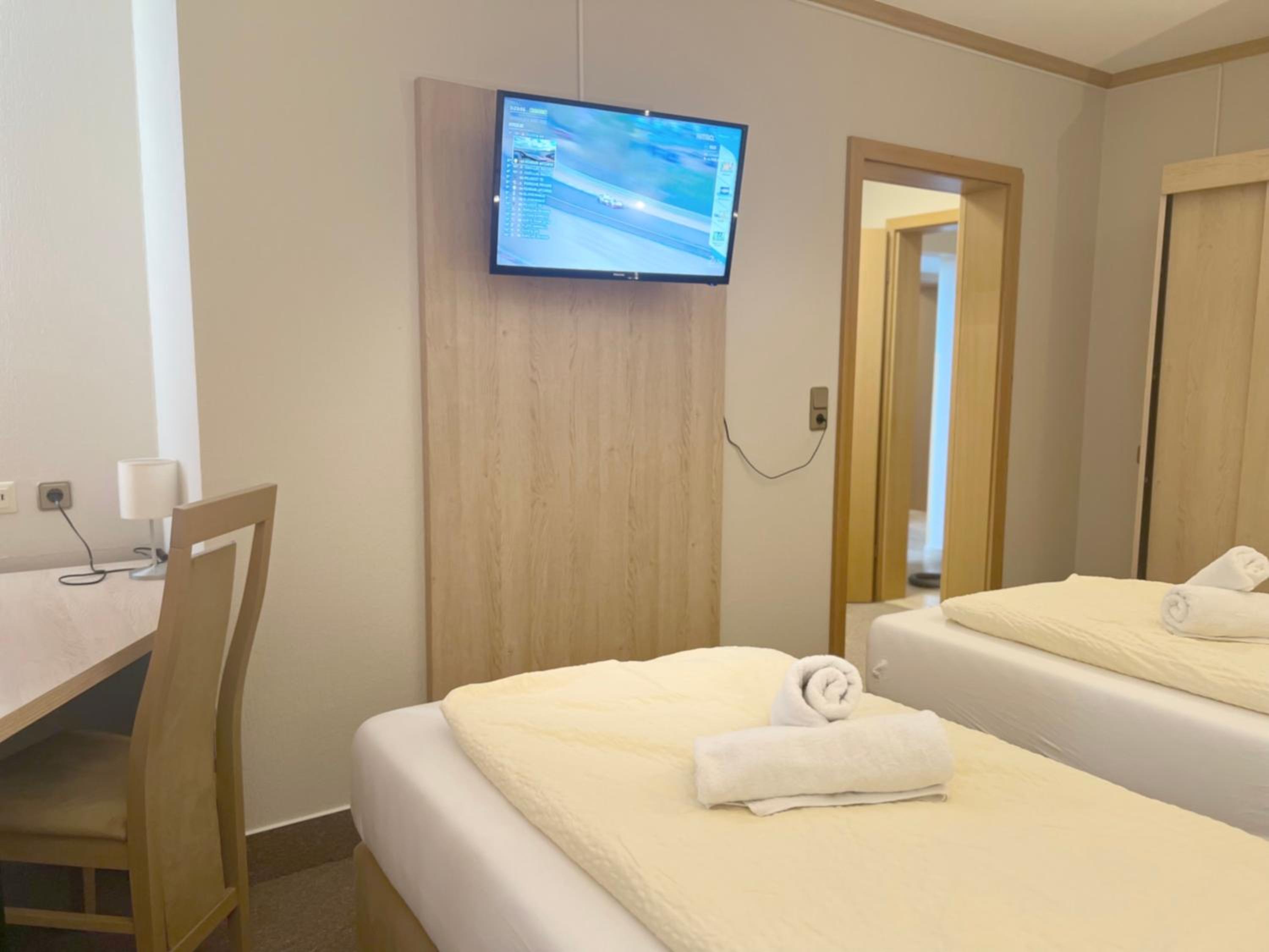 Comfort Twin Room - Photo 7