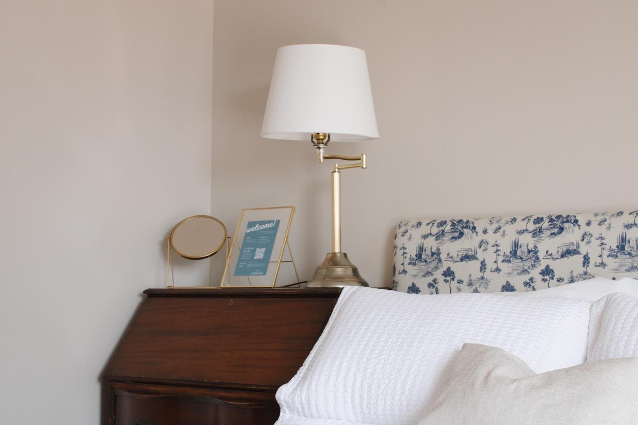 Standard Queen Room photo 3