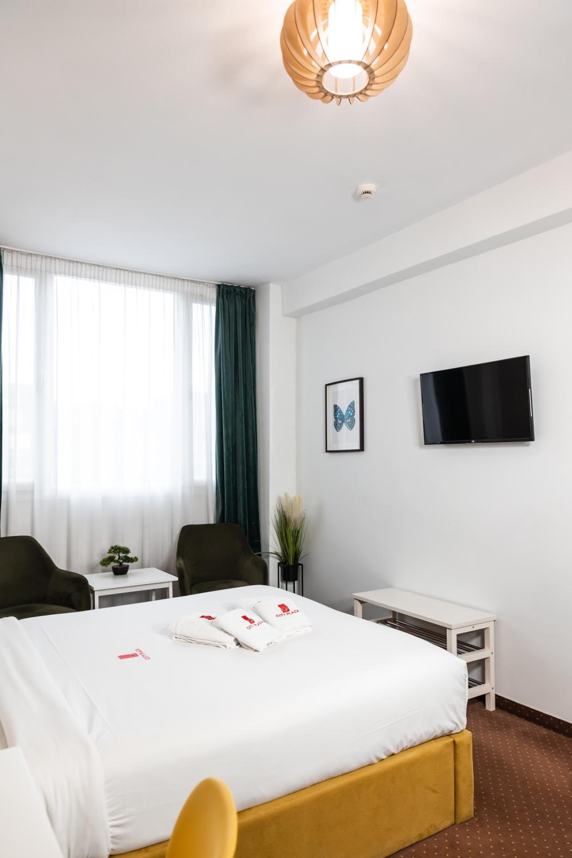 Superior Room - Photo 10