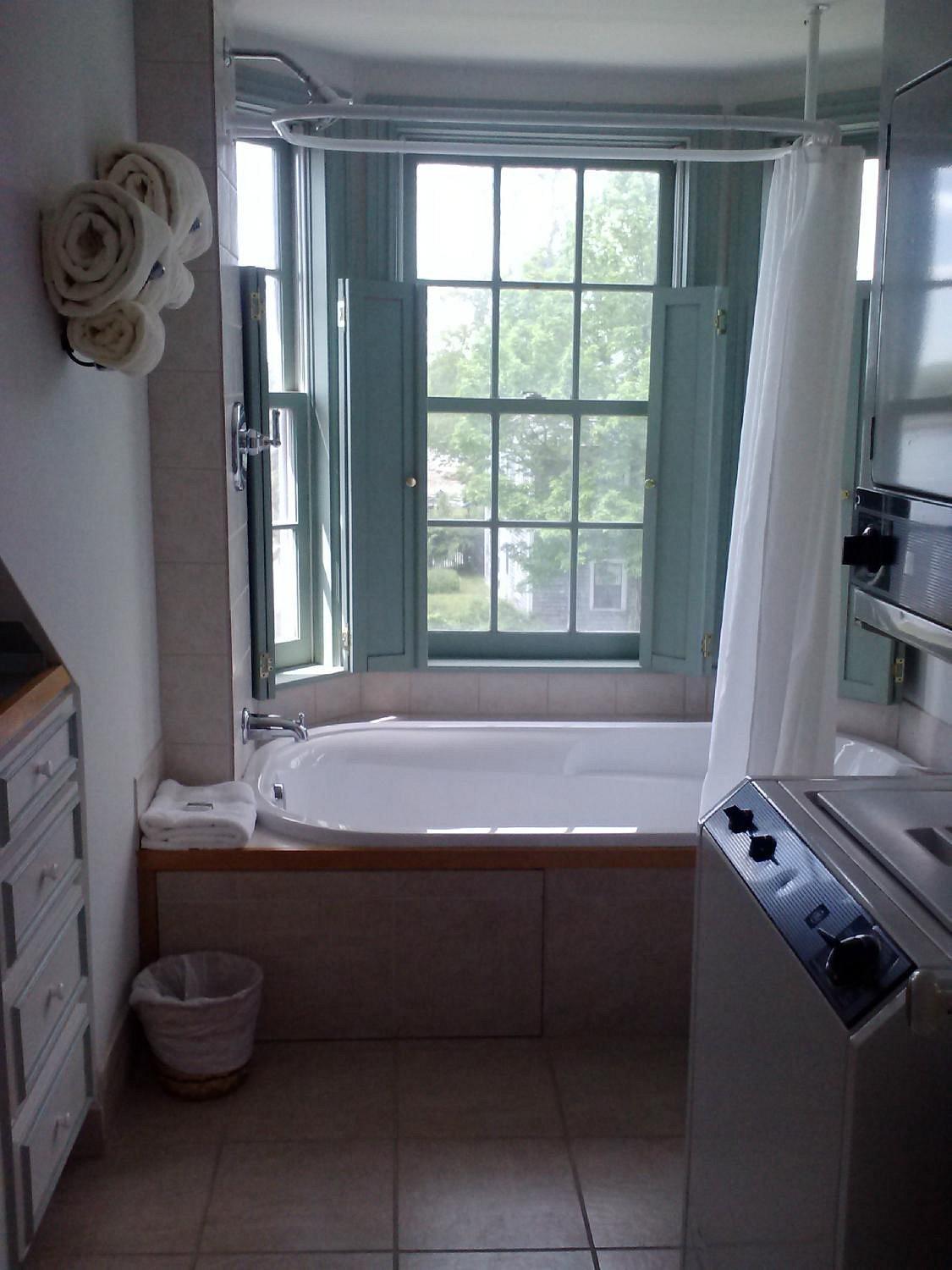 Deluxe Suite photo 2