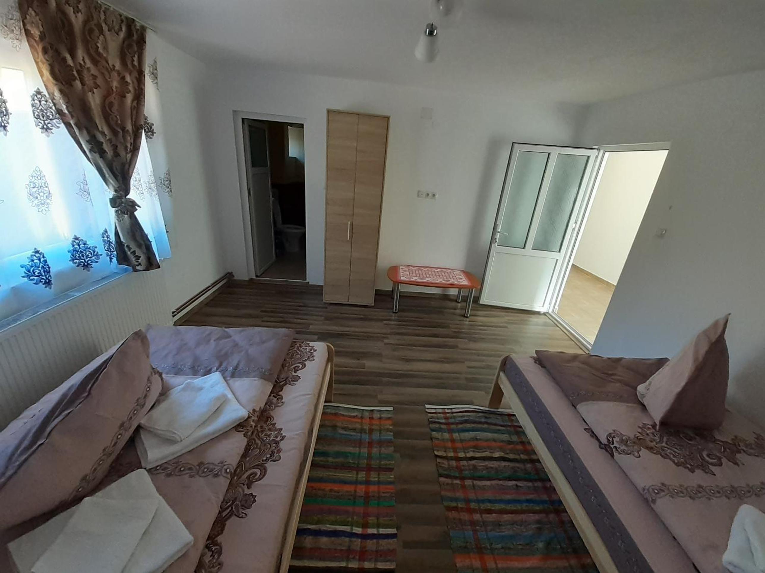 Quadruple Room With Private Bathroom photo 3