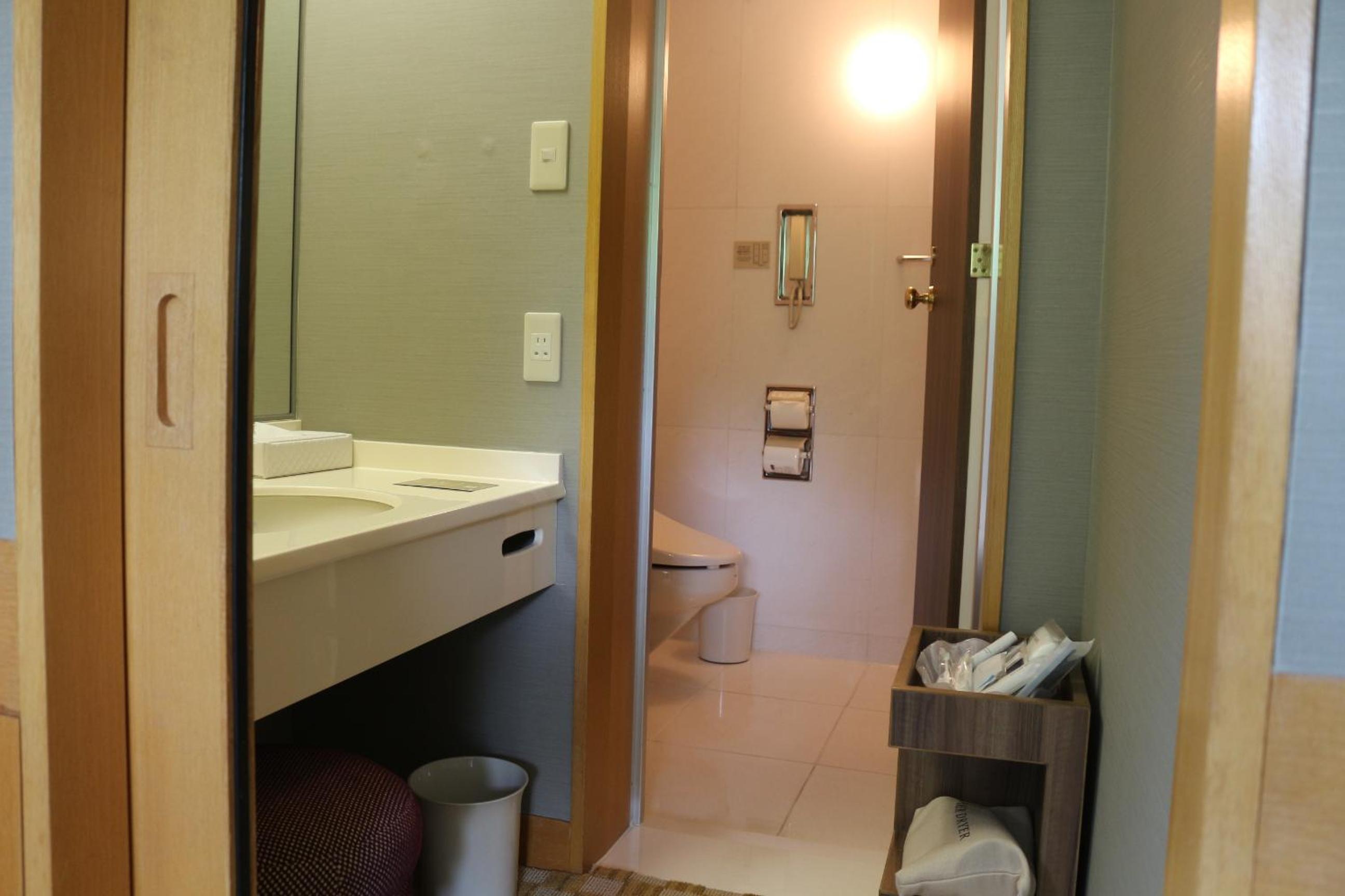Suite - Photo 4
