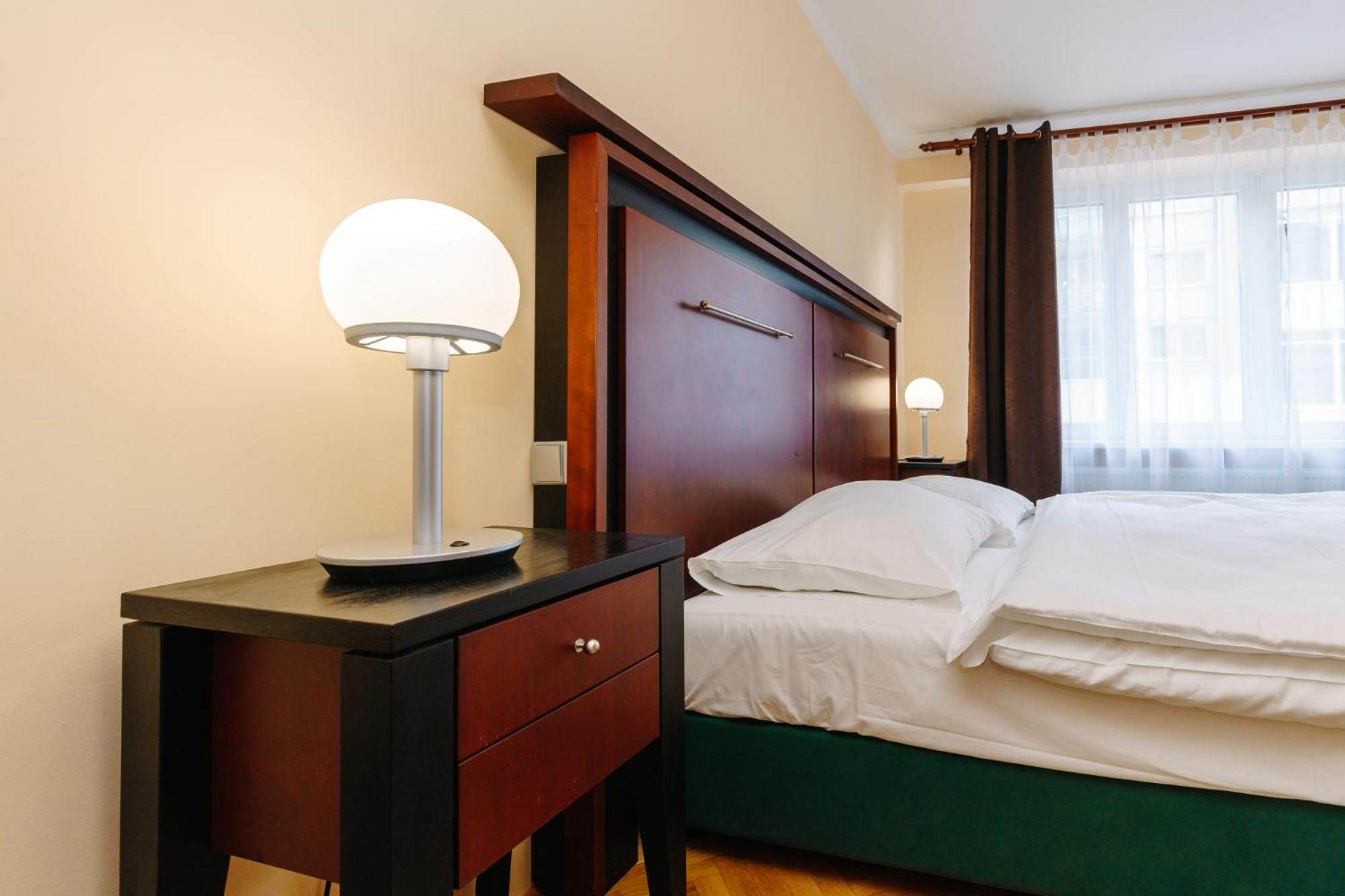 One-Bedroom Apartment - Photo 10