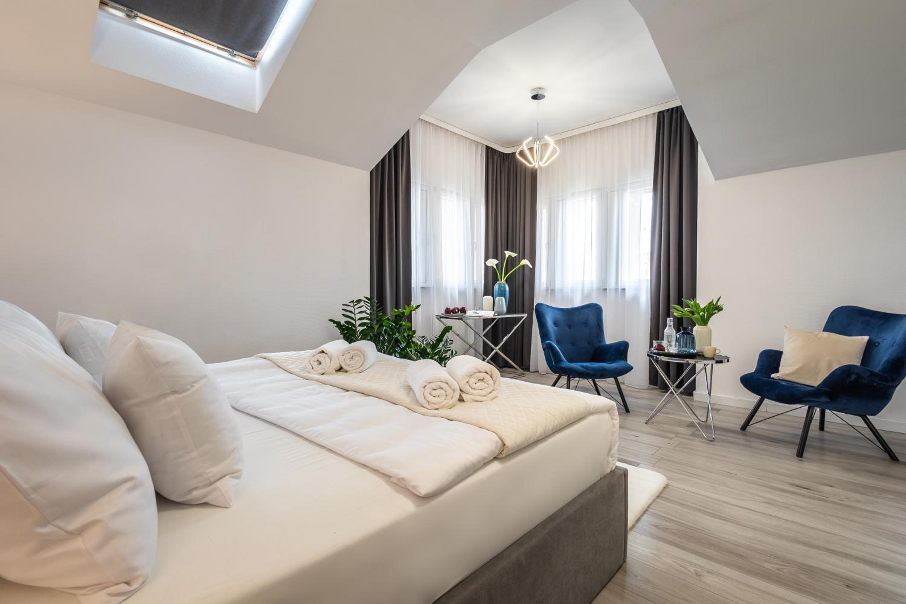Superior Double Room - Photo 1