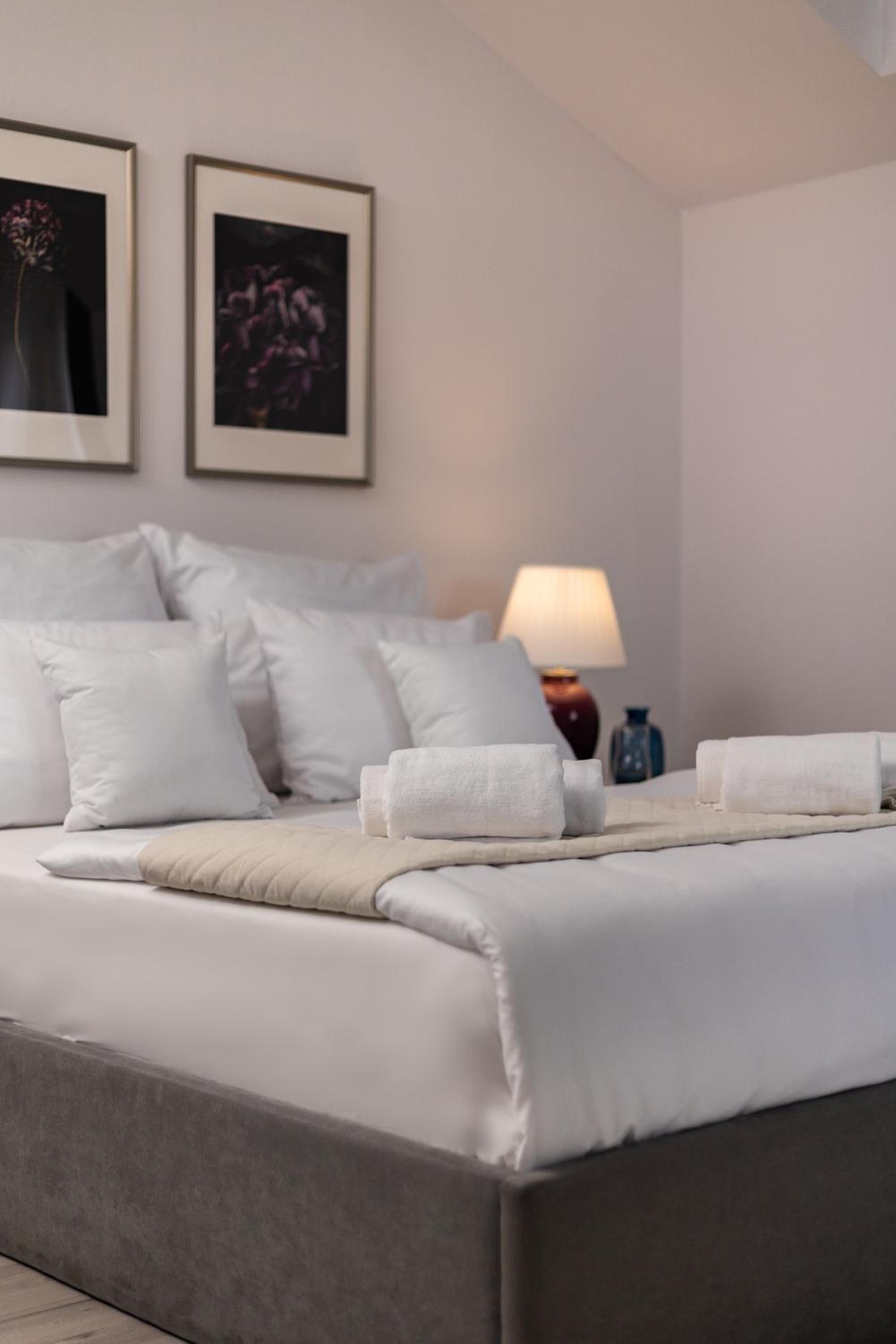 Deluxe Double Room - Photo 2