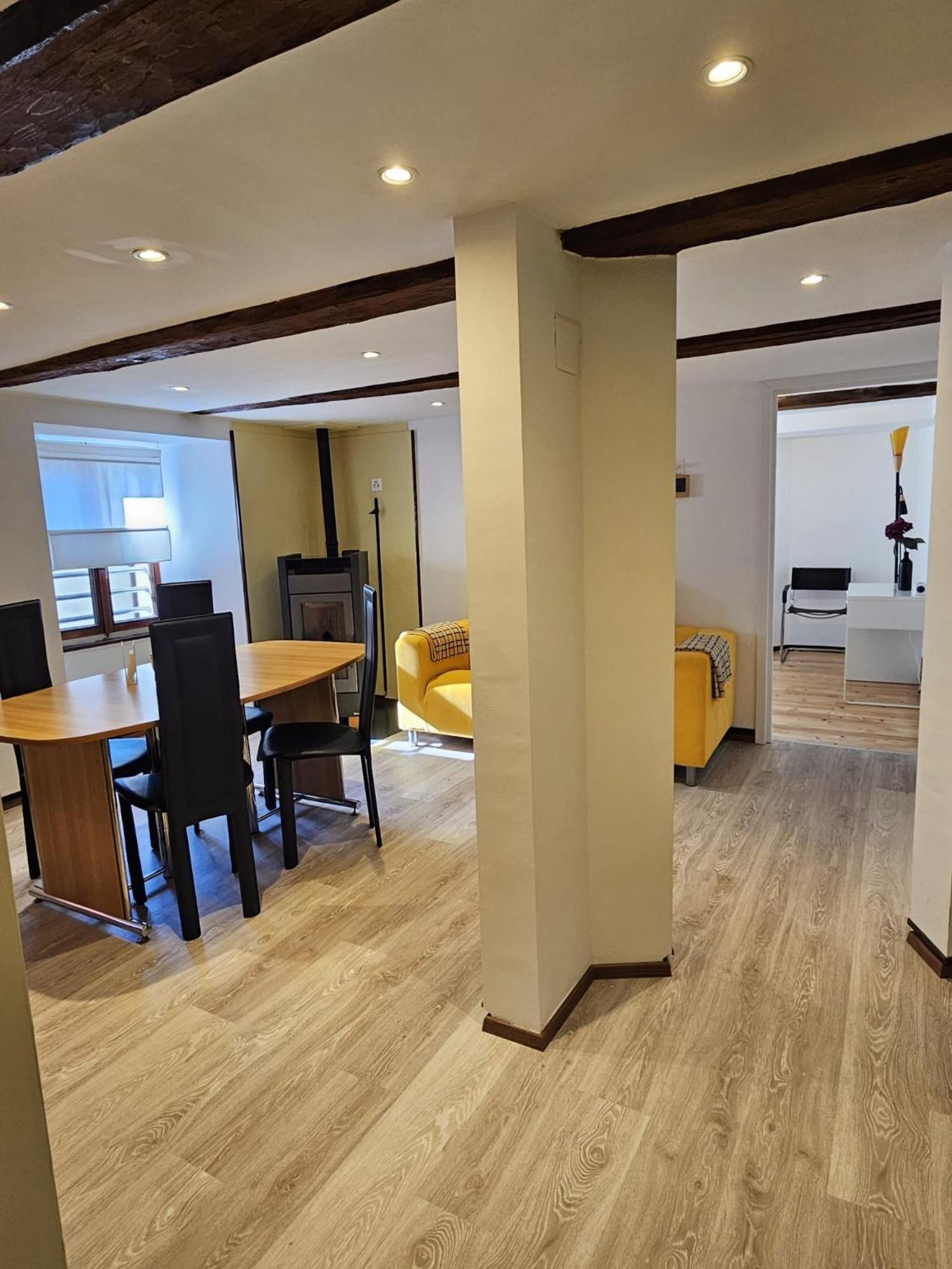 Two-Bedroom Apartment - Photo 3