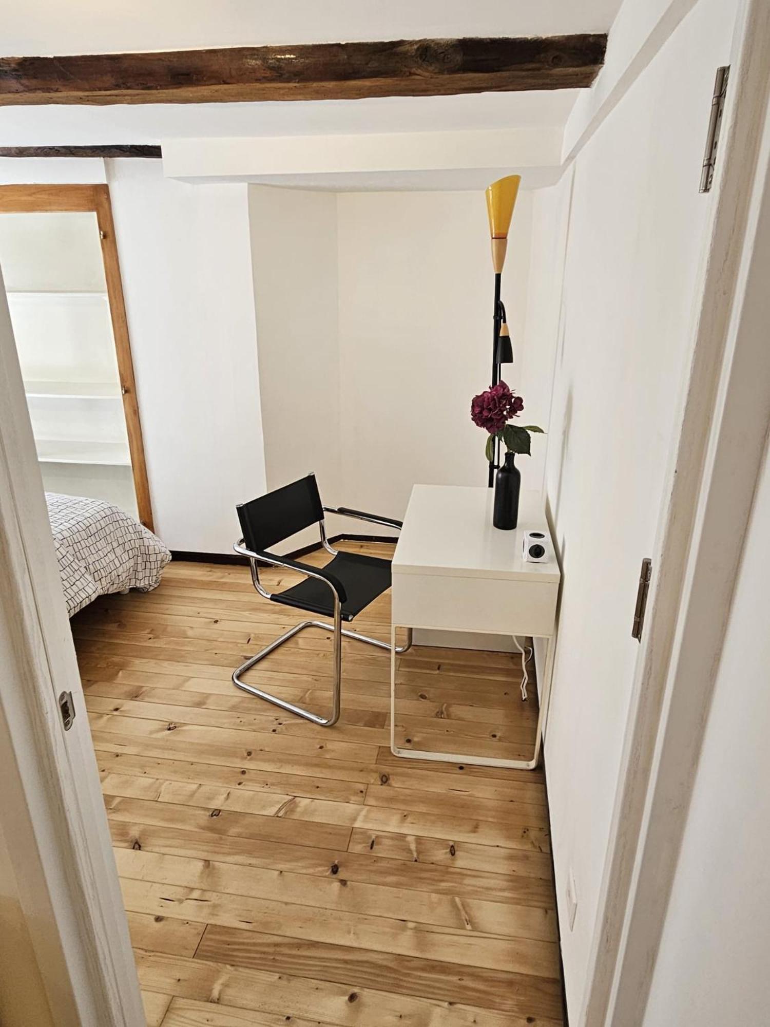 Two-Bedroom Apartment - Photo 7