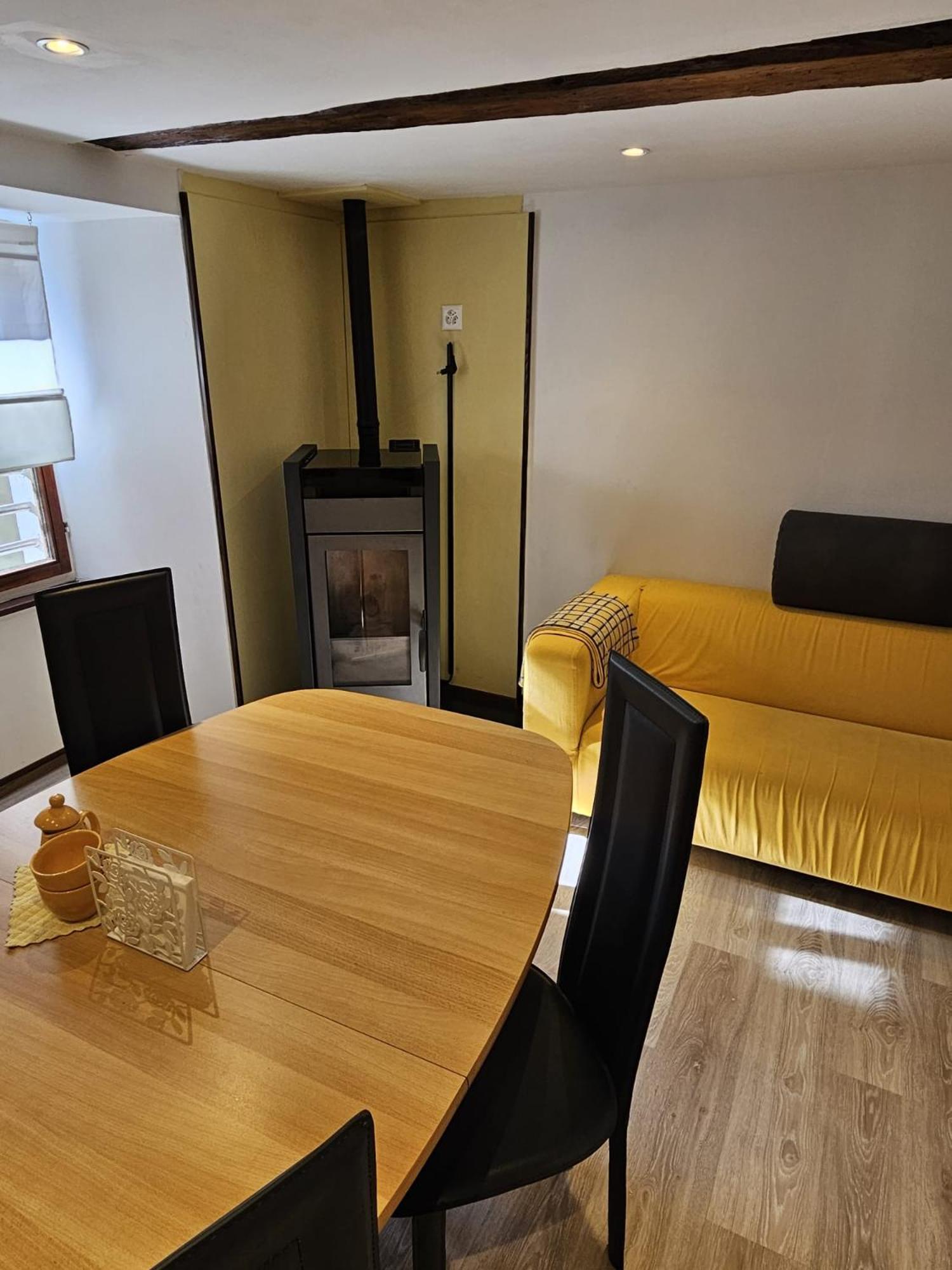 Two-Bedroom Apartment - Photo 5