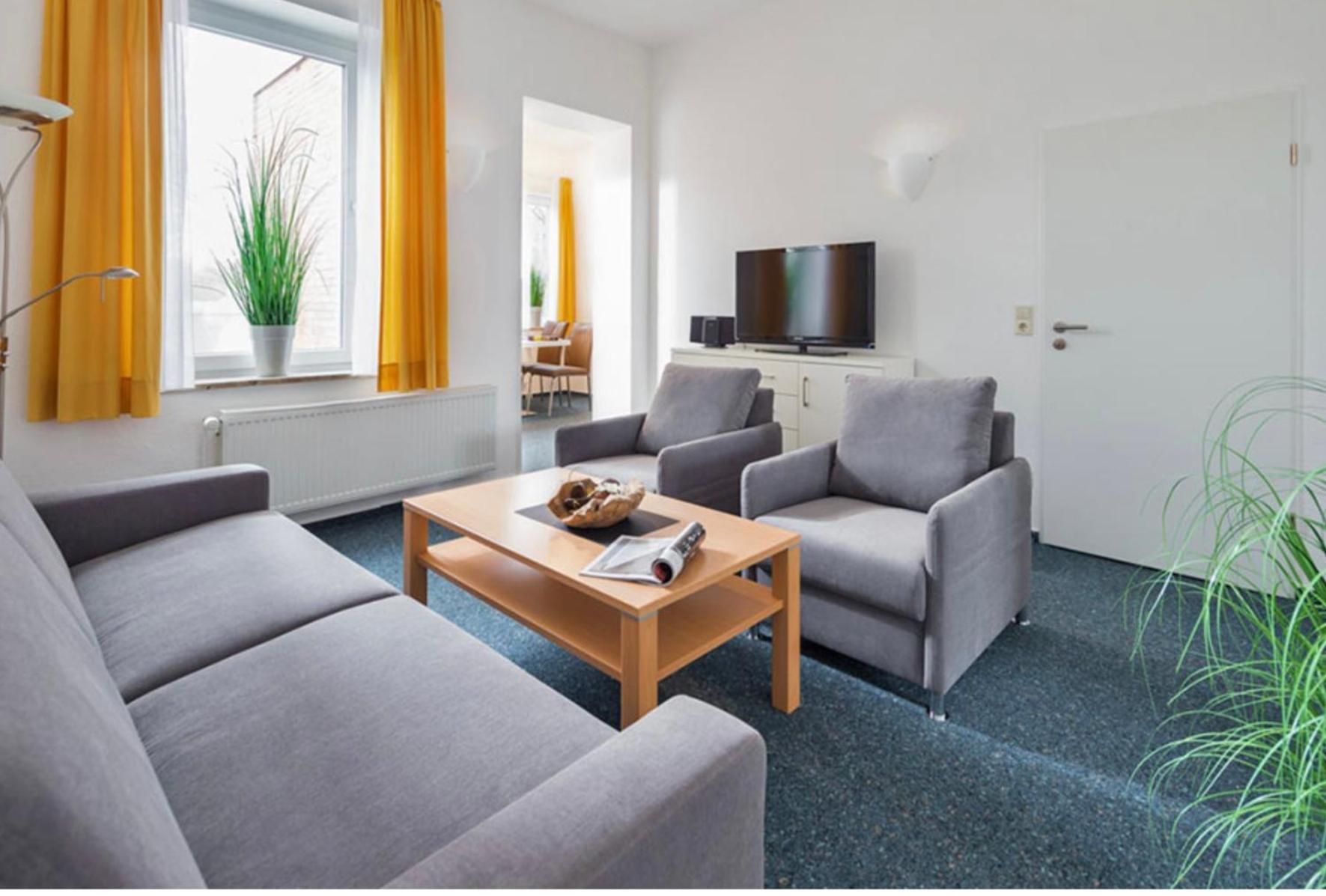 One-Bedroom Apartment with Balcony photo 1