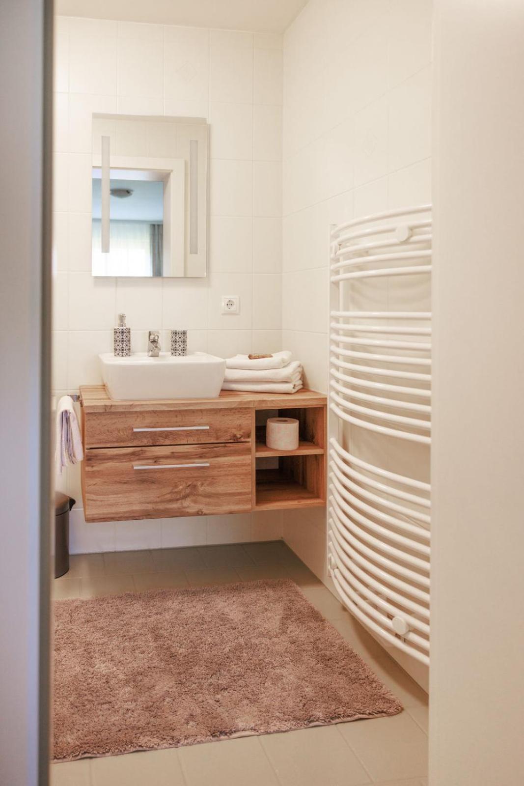 Large Double Room photo 2