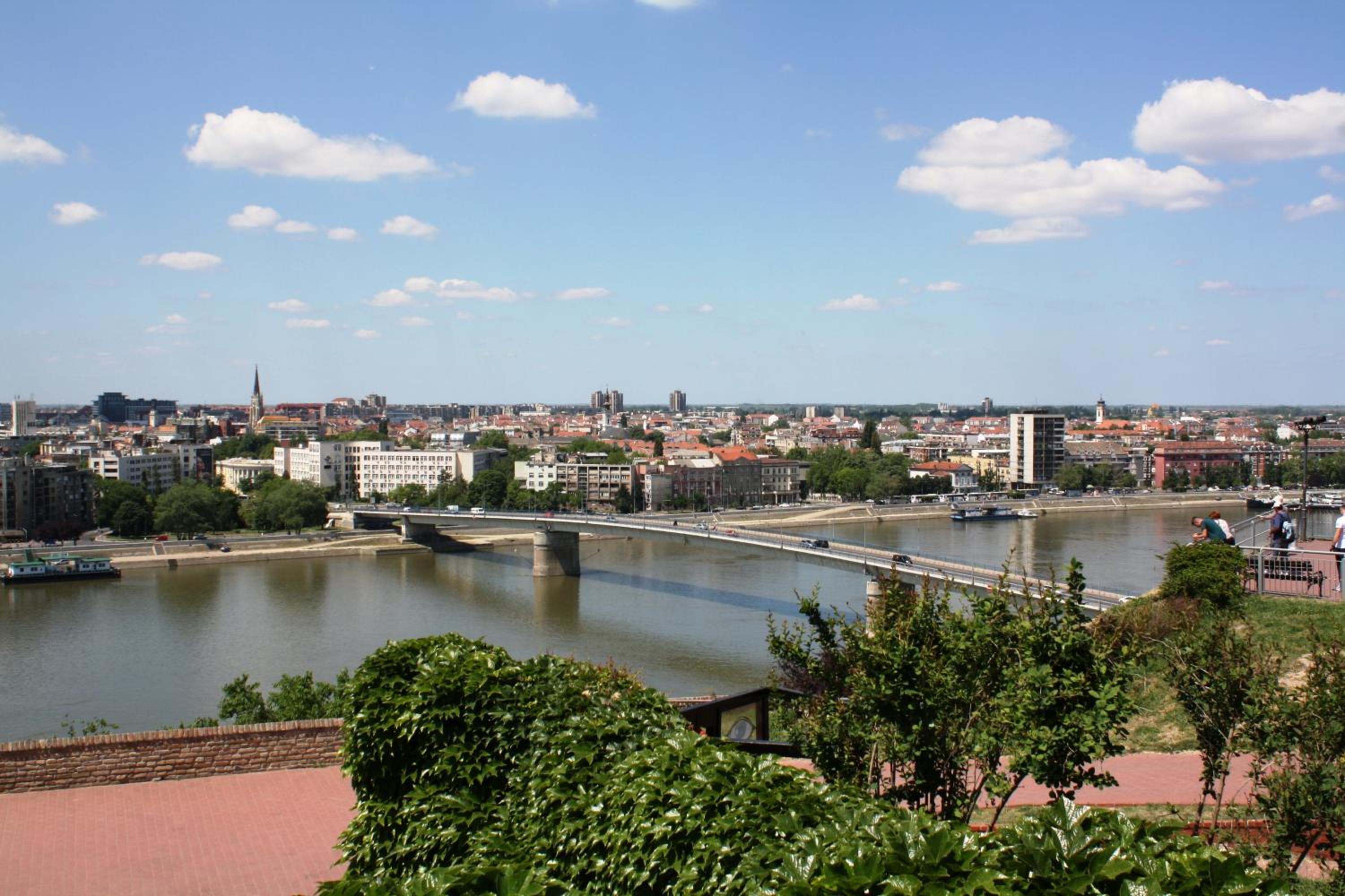 Double or Twin Room with River View - Photo 7