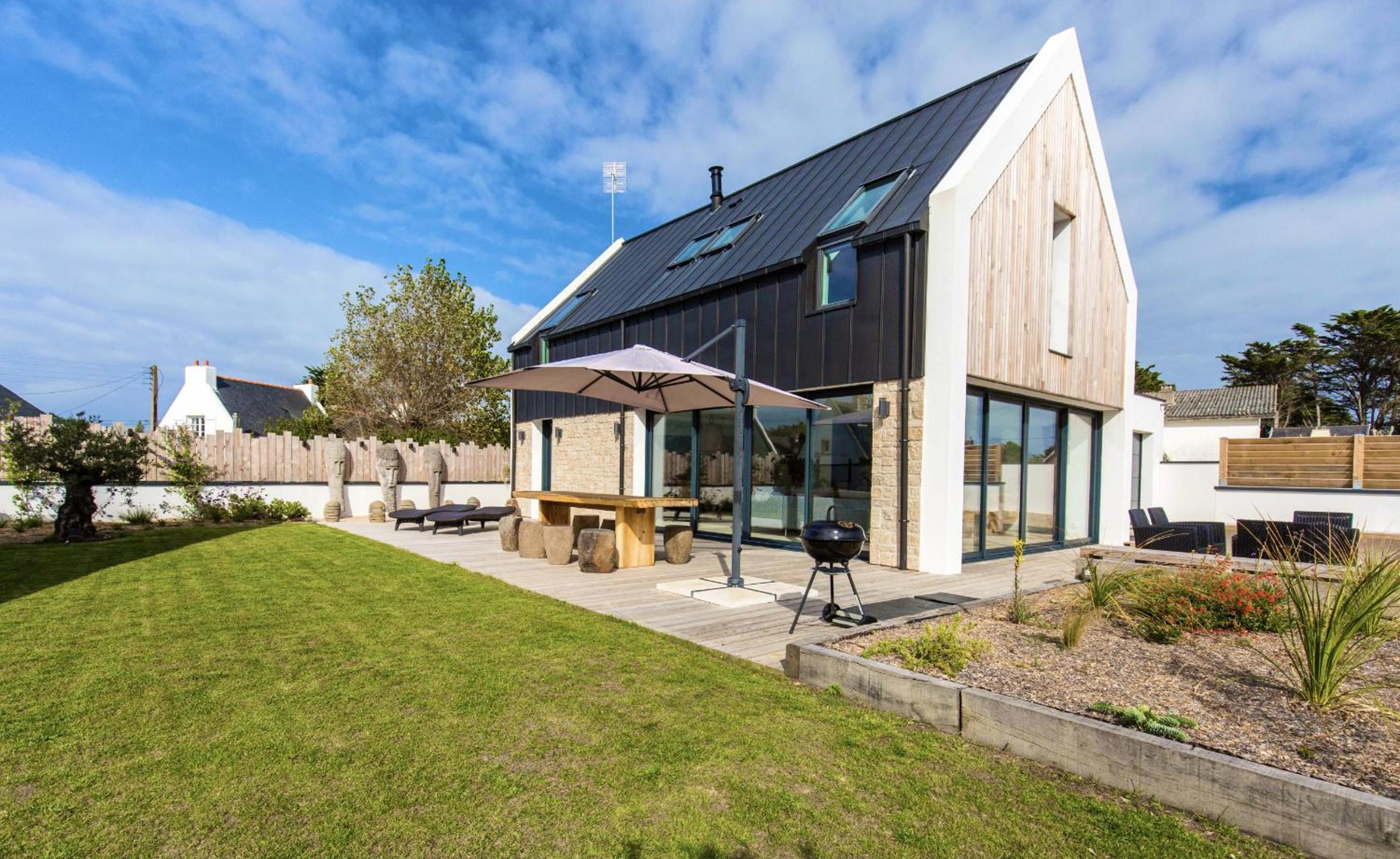 Four-Bedroom House photo 1