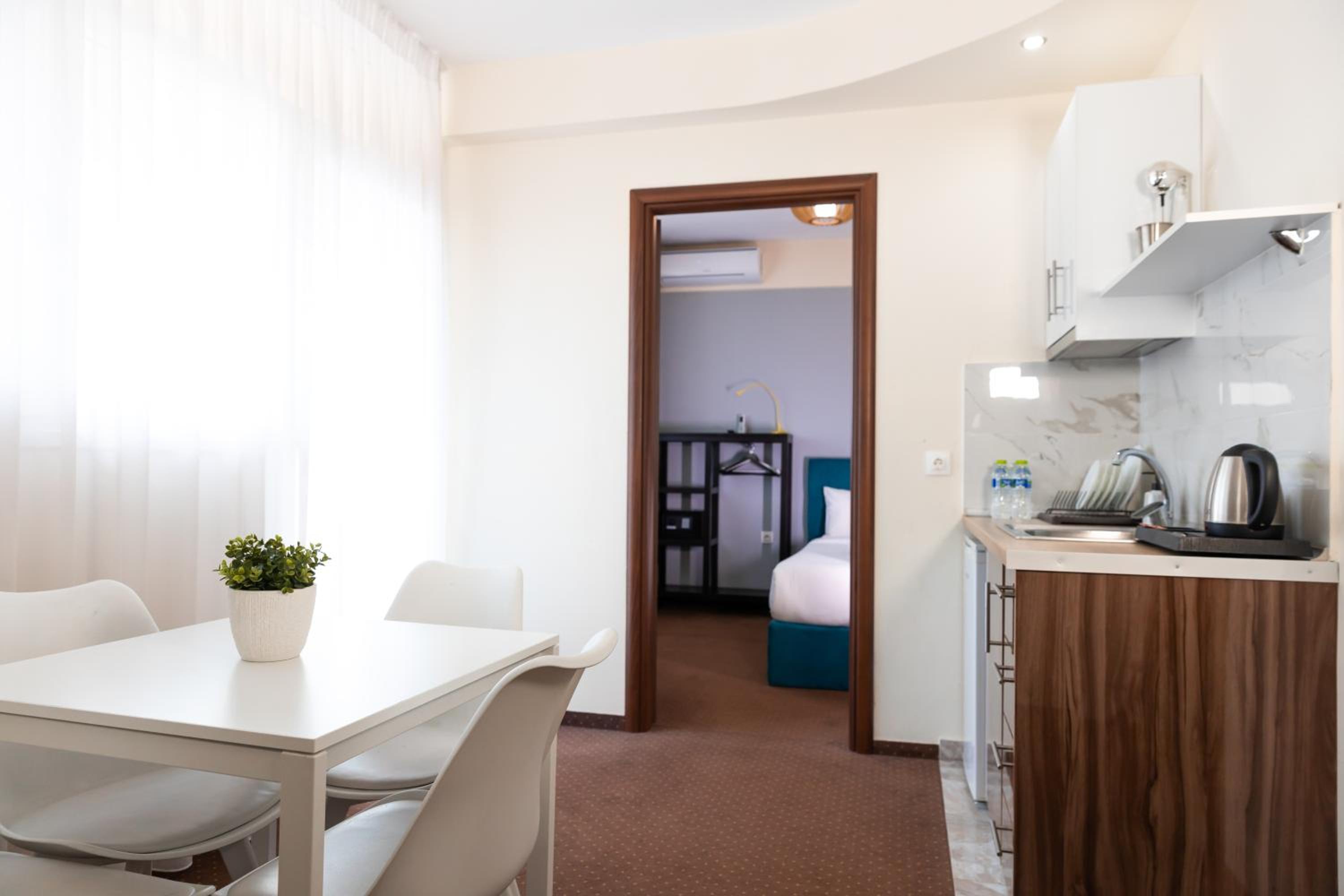 Two-Bedroom Apartment - Photo 3