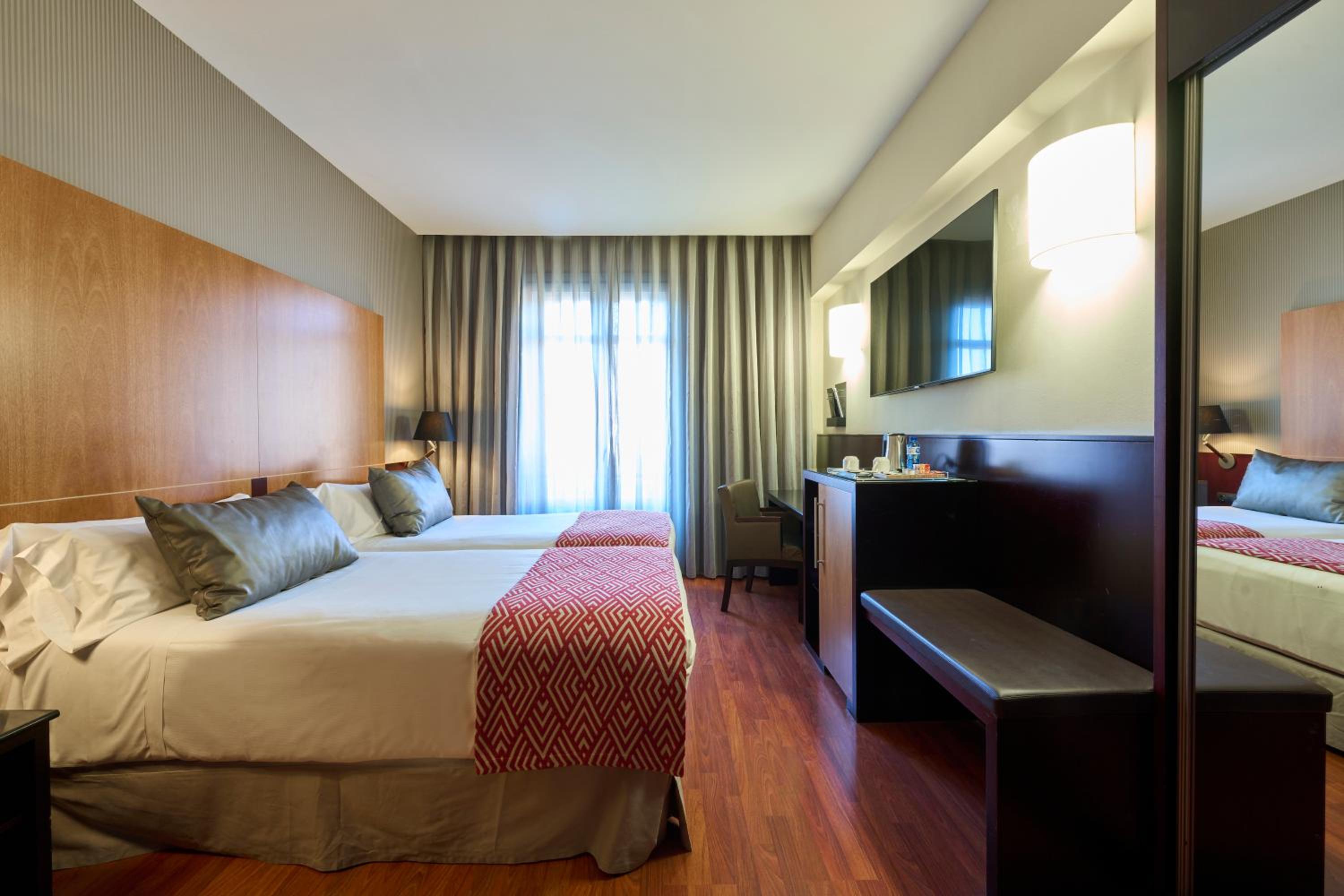 Double or Twin Room - Photo 1