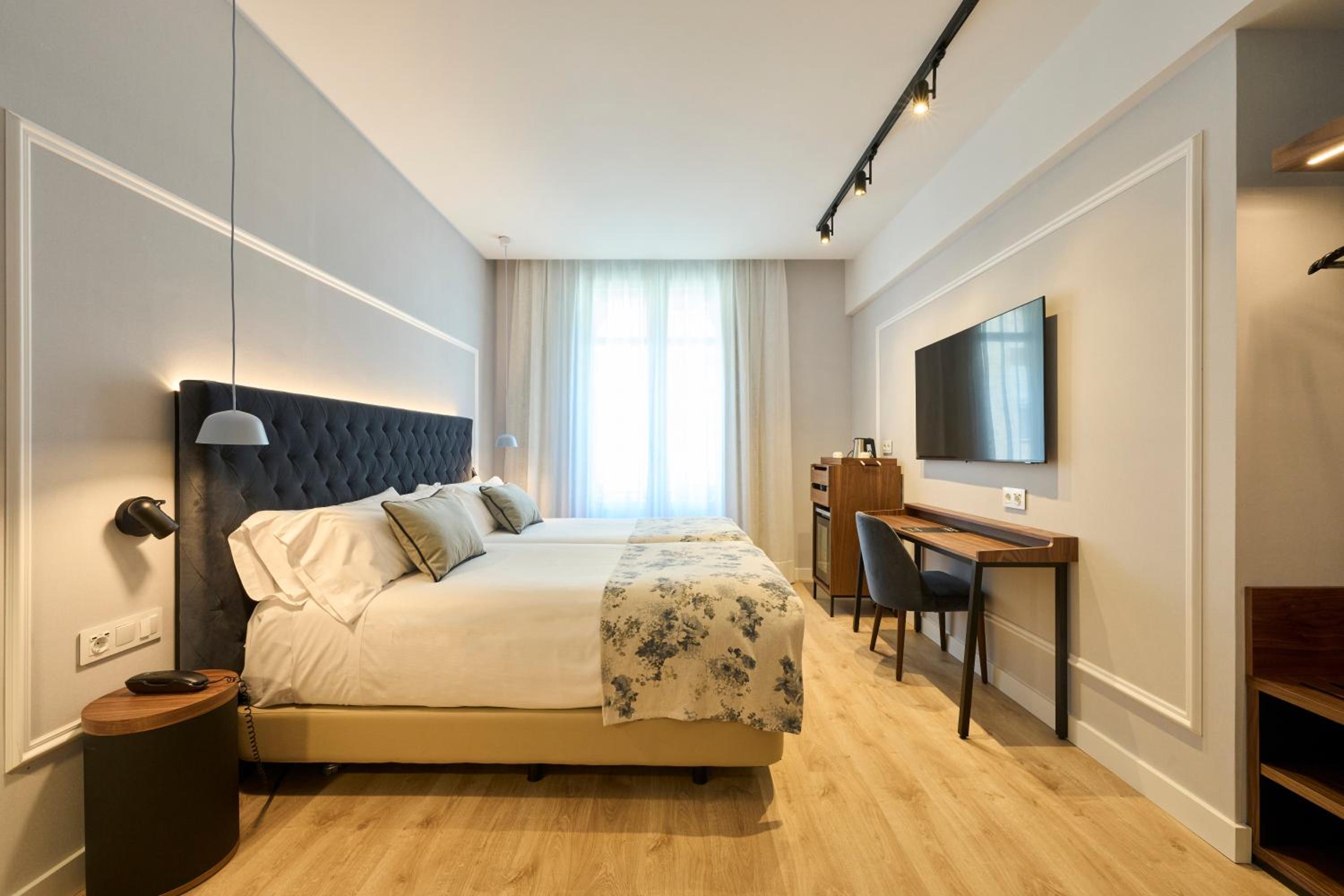 Premium Triple Room - Photo 1
