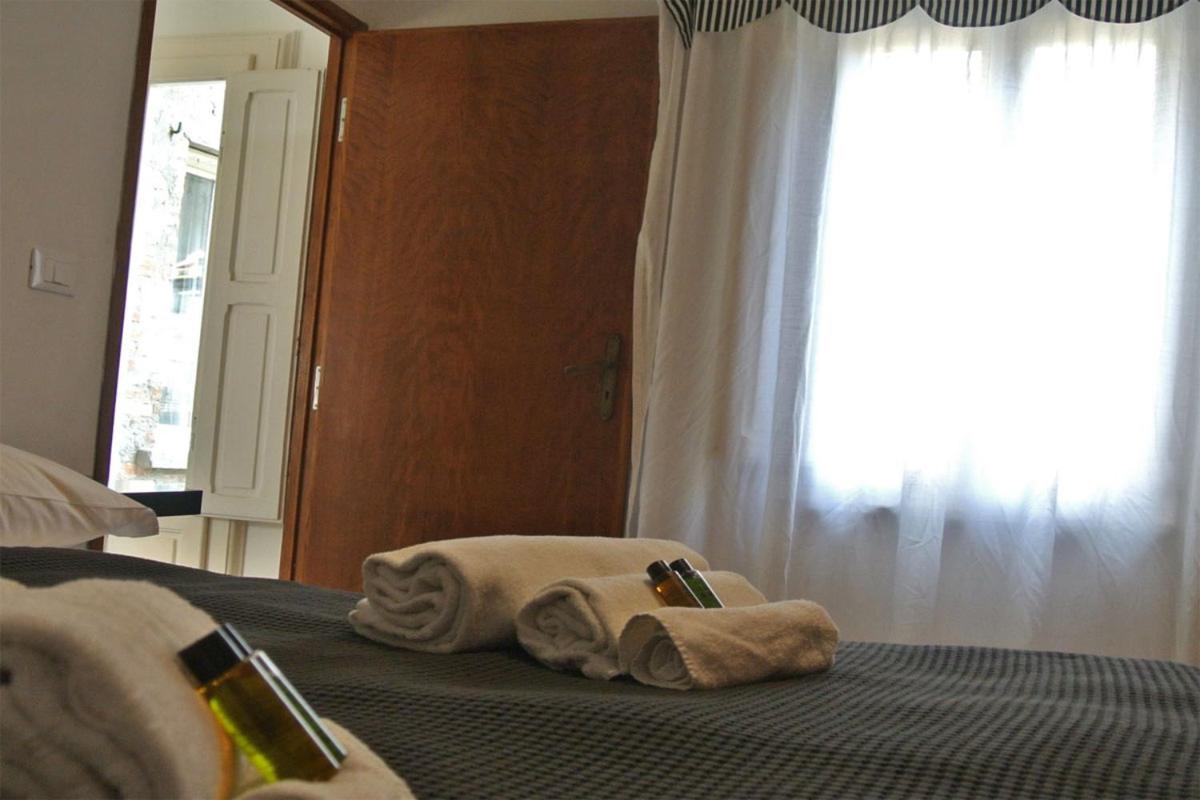 Apartment with Terrace photo 2