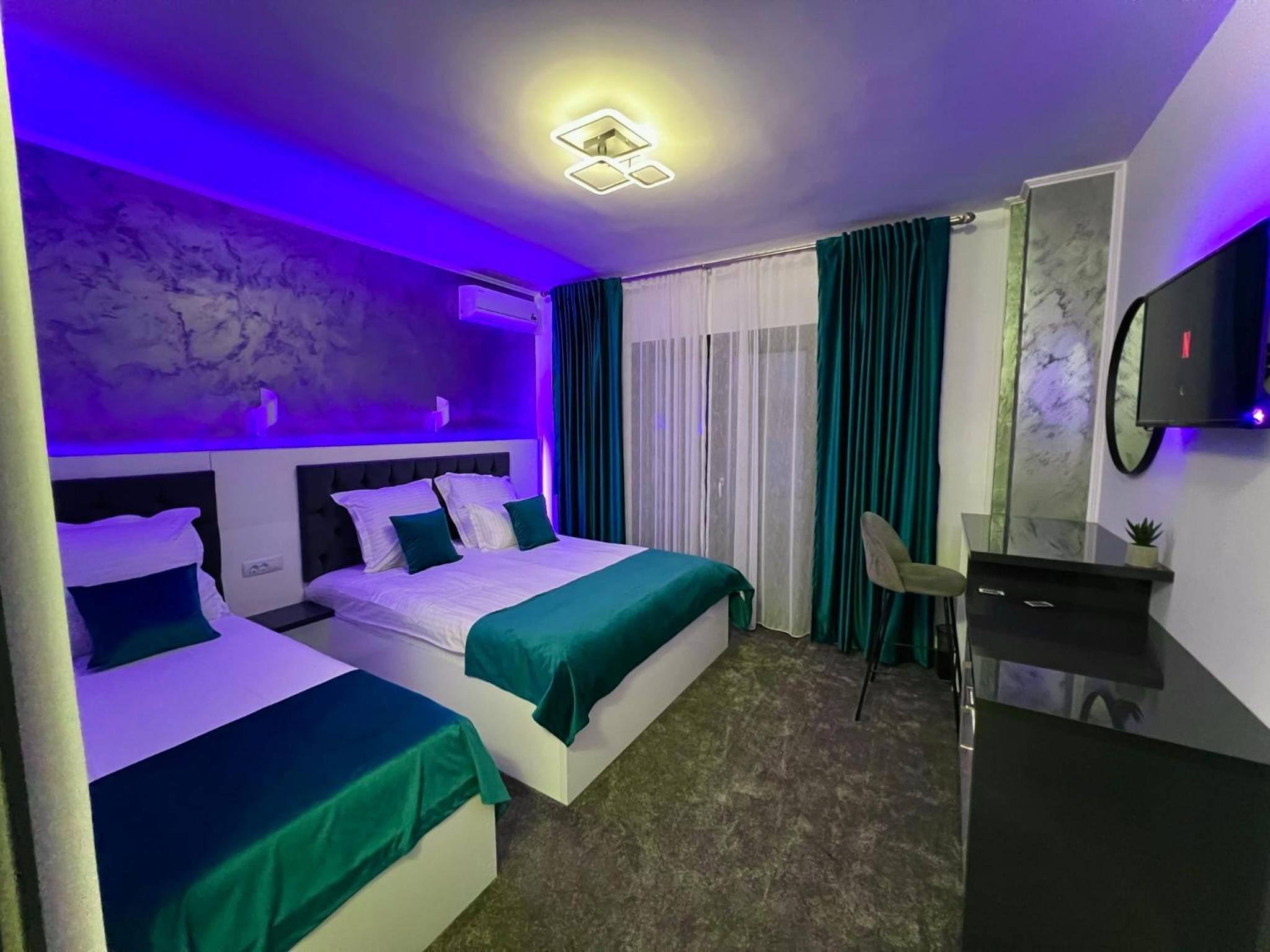 Triple Room with Terrace photo 3