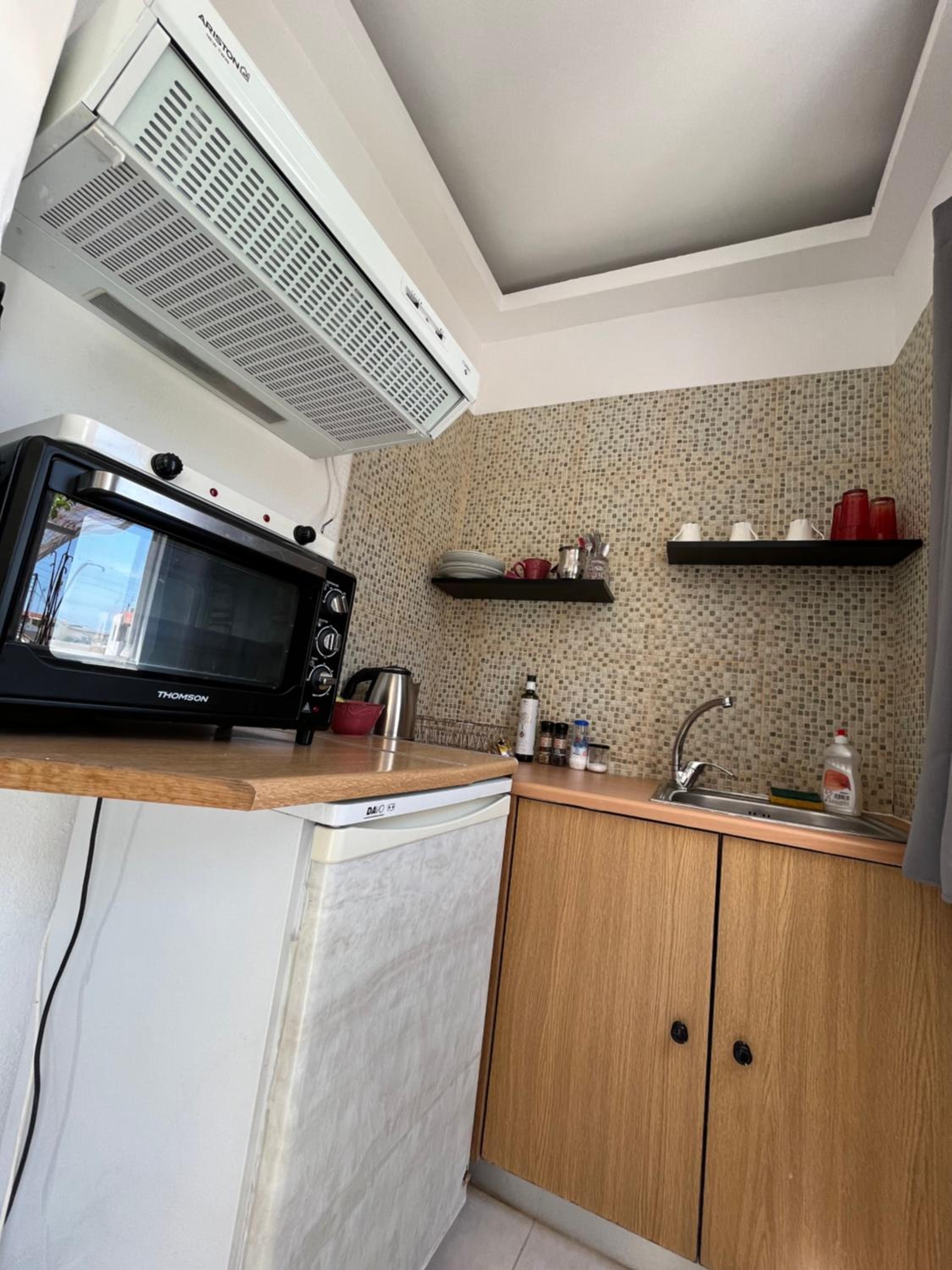 Apartment with Terrace - Photo 12