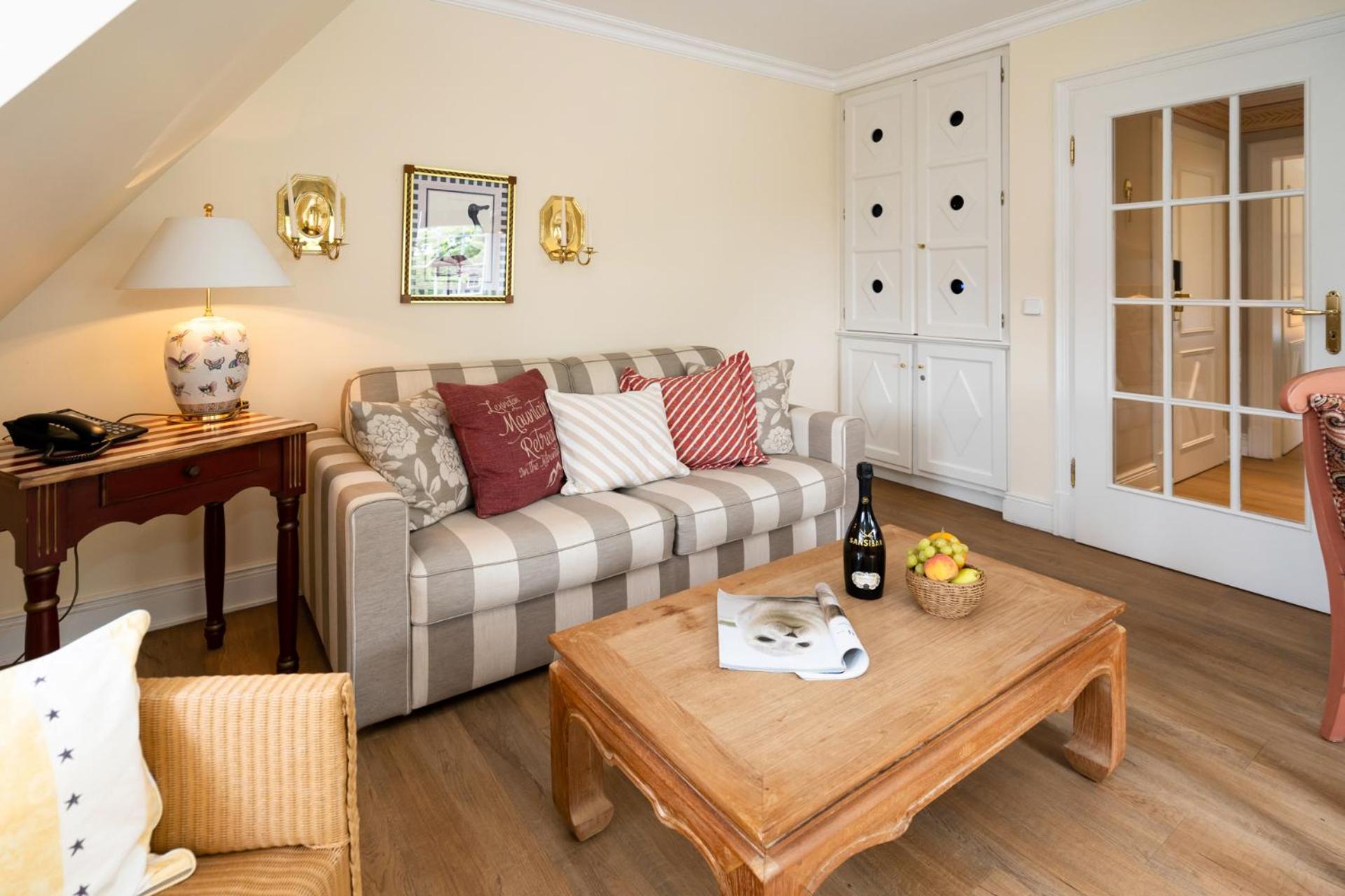 One-Bedroom Suite photo 1
