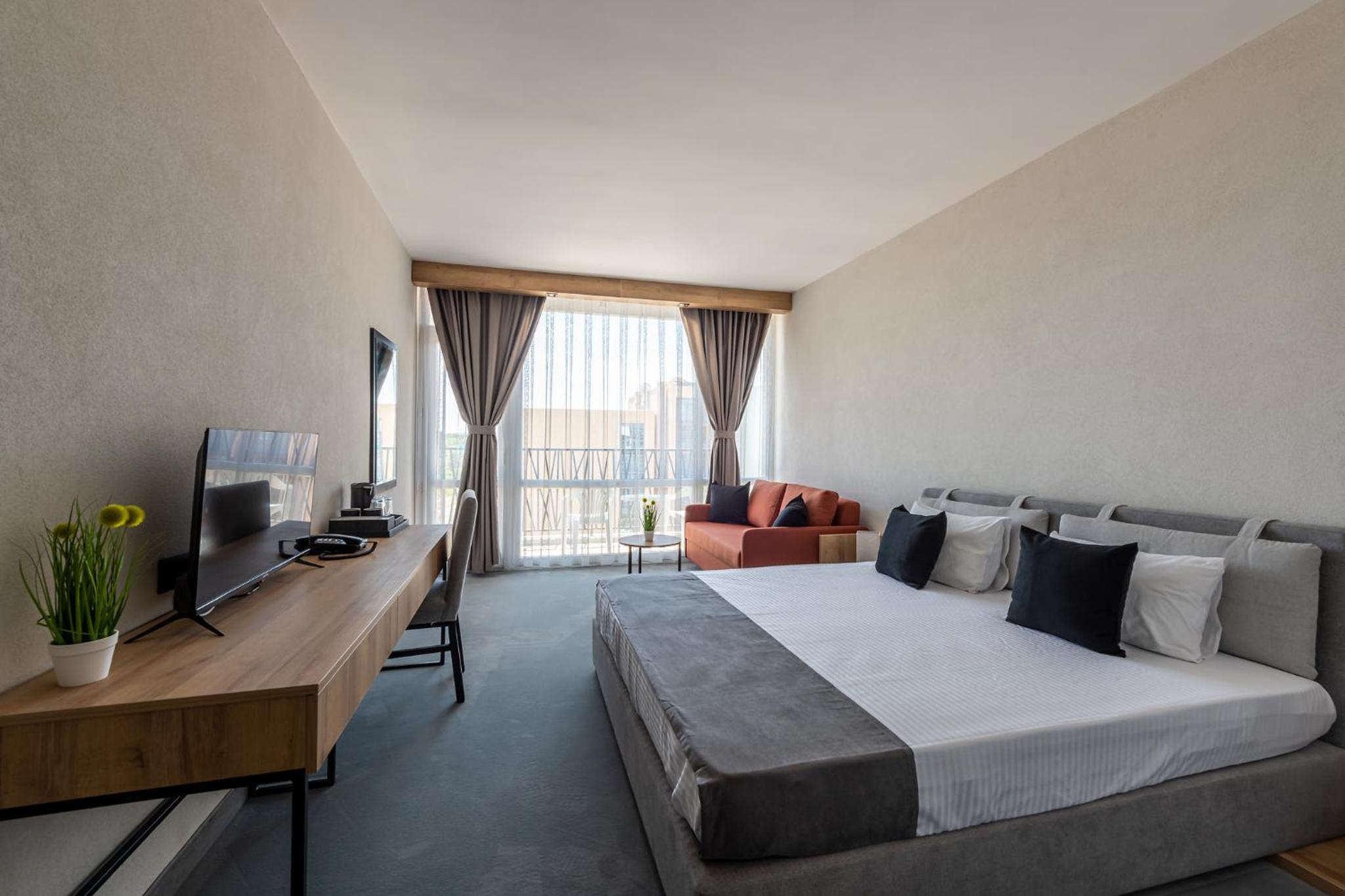Standard Double Room - Photo 3