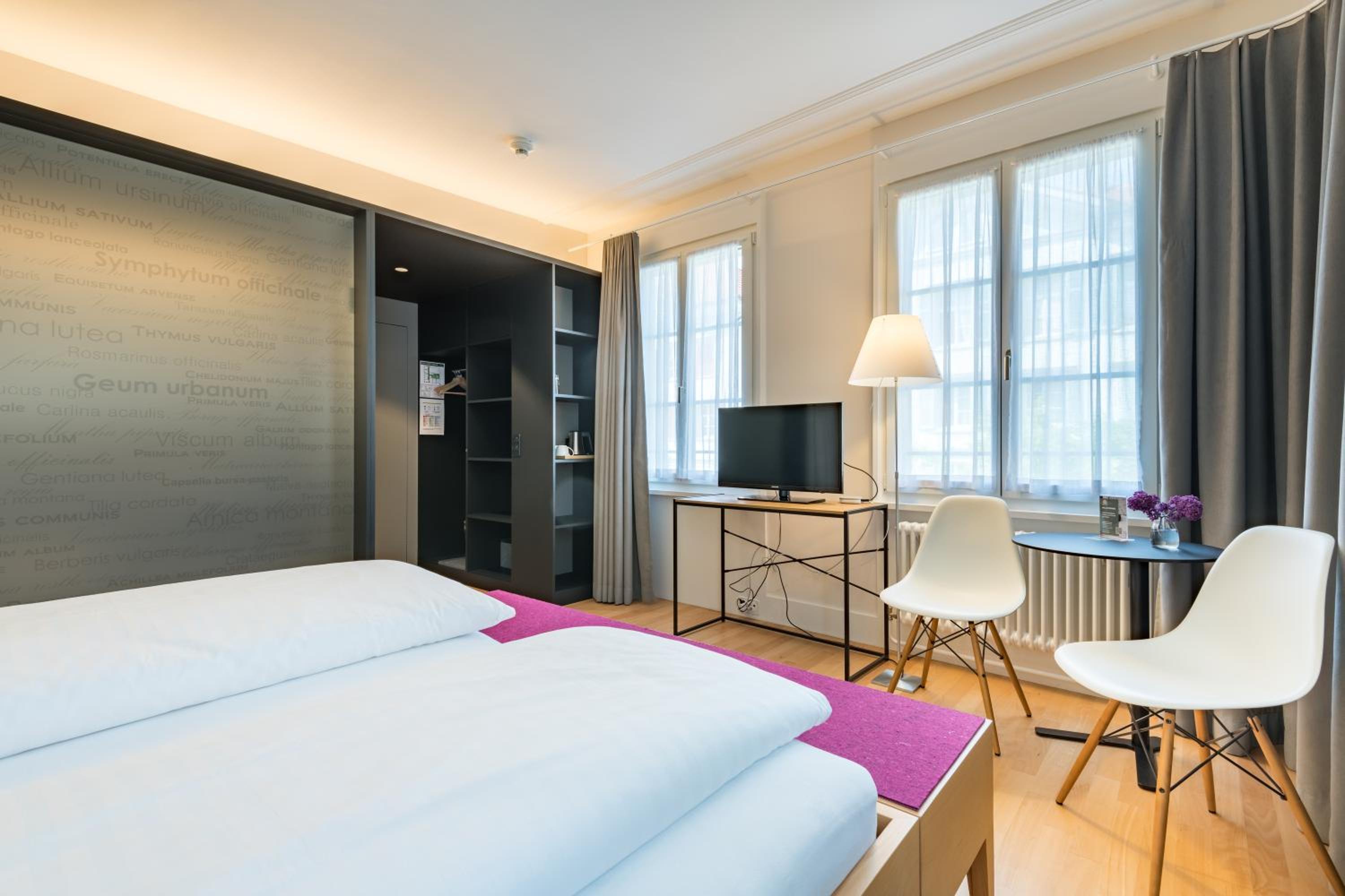 Double Room Classic - Photo 8
