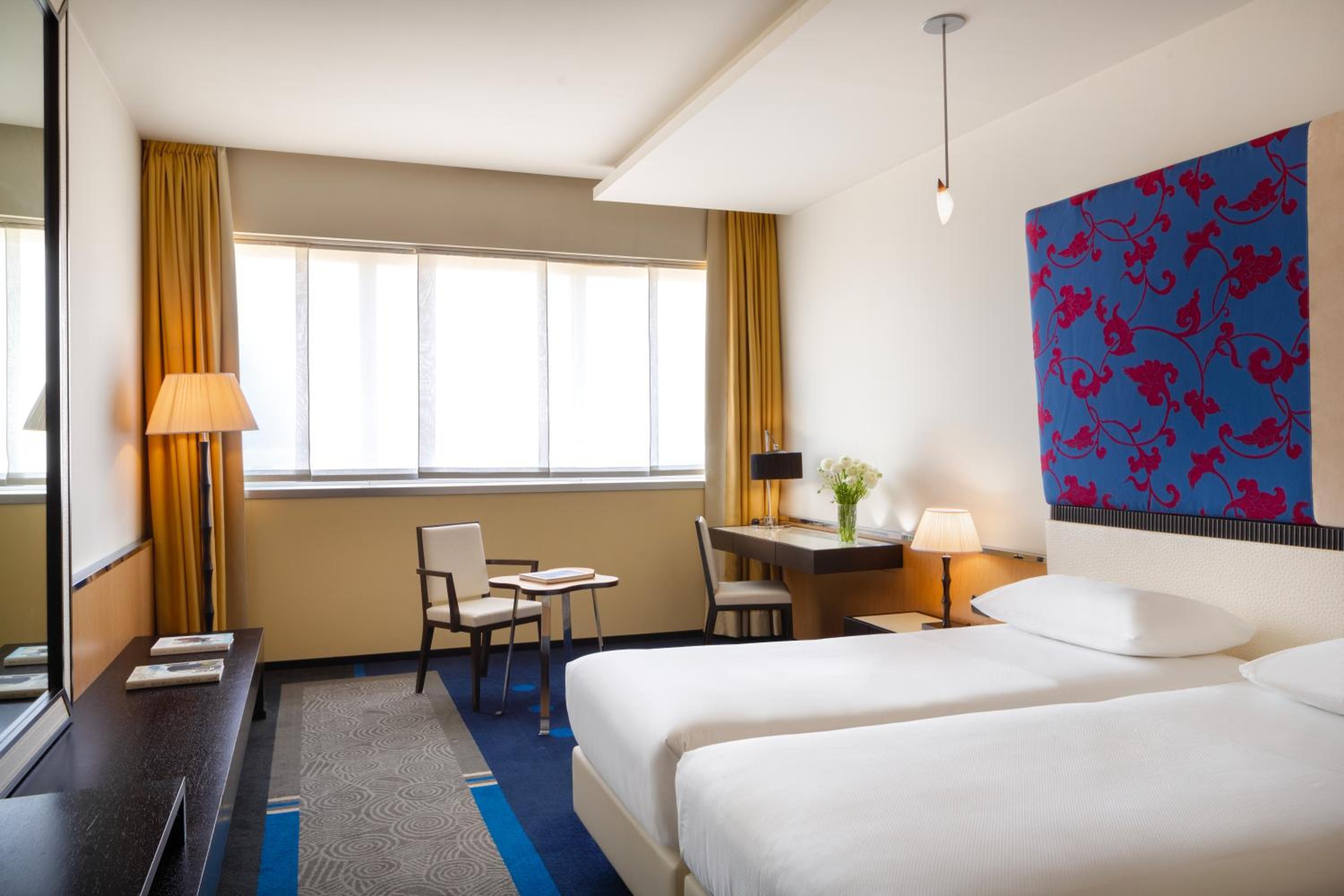 Classic Twin Room with Extra Bed - Photo 1