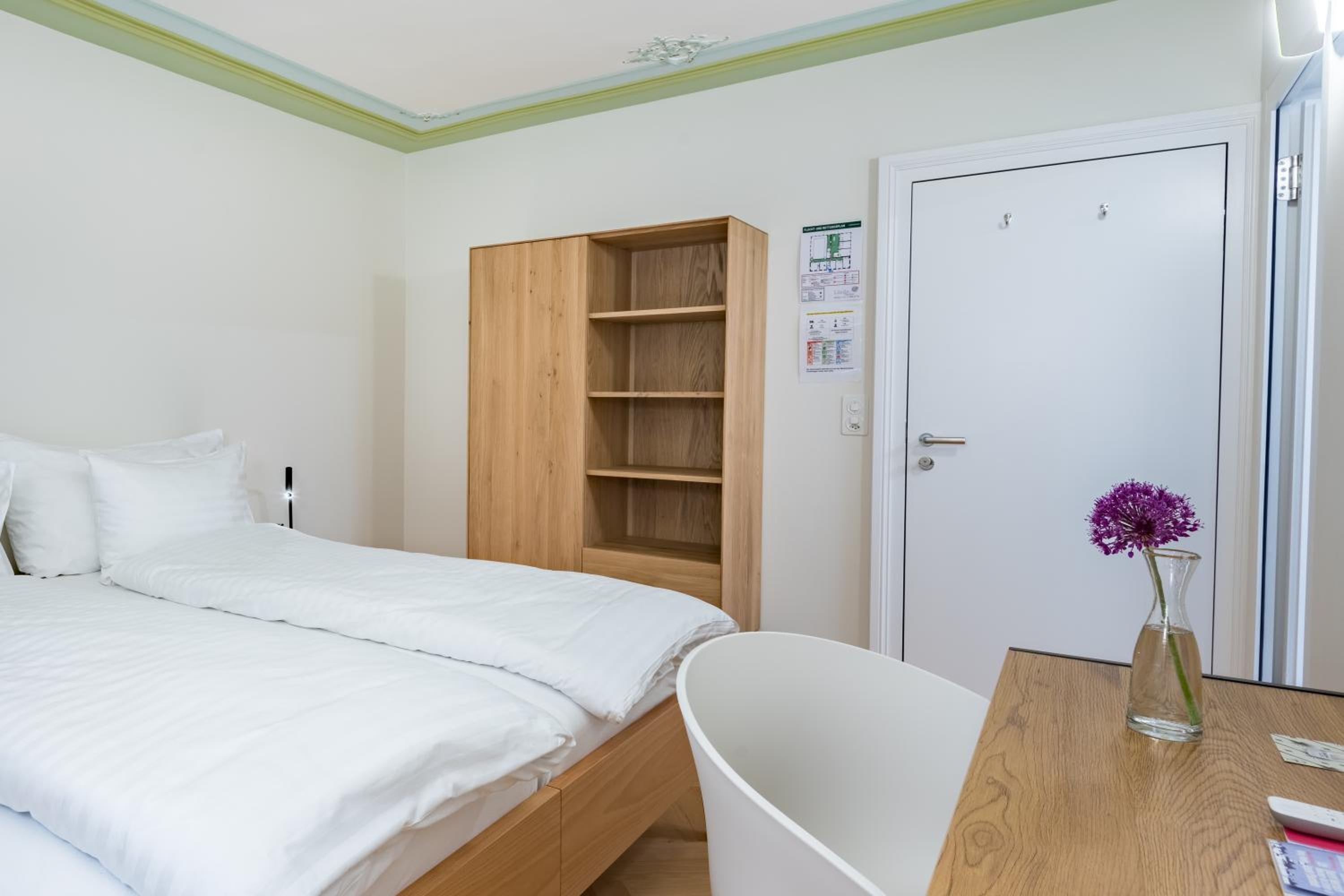 Double Room Historic - Photo 5