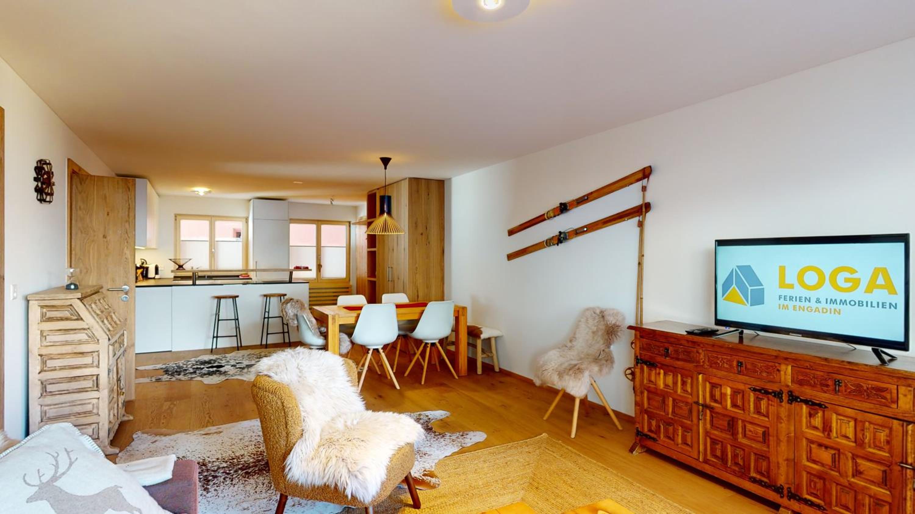 Apartment with Lake View photo 2