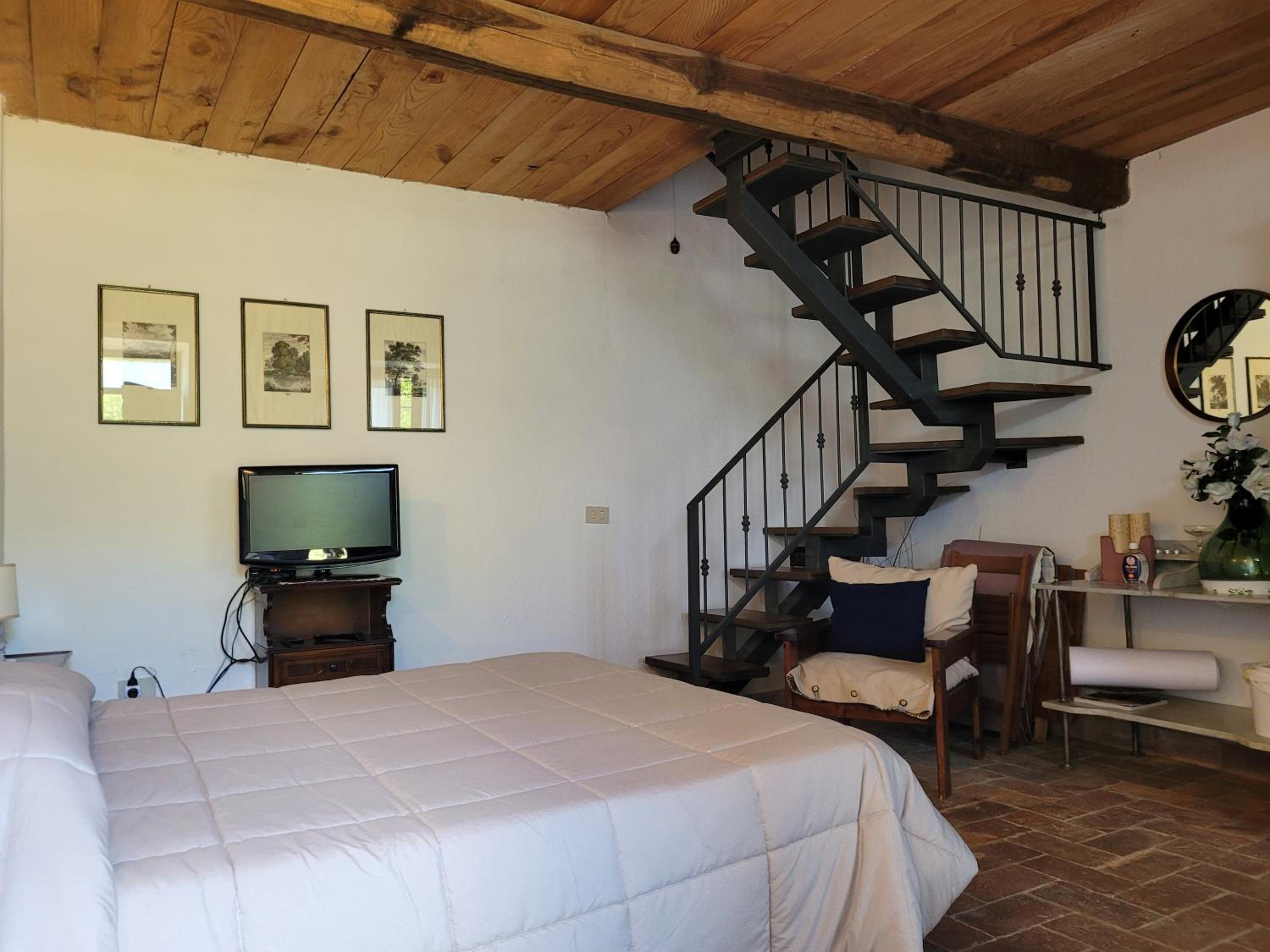 One-Bedroom House photo 1