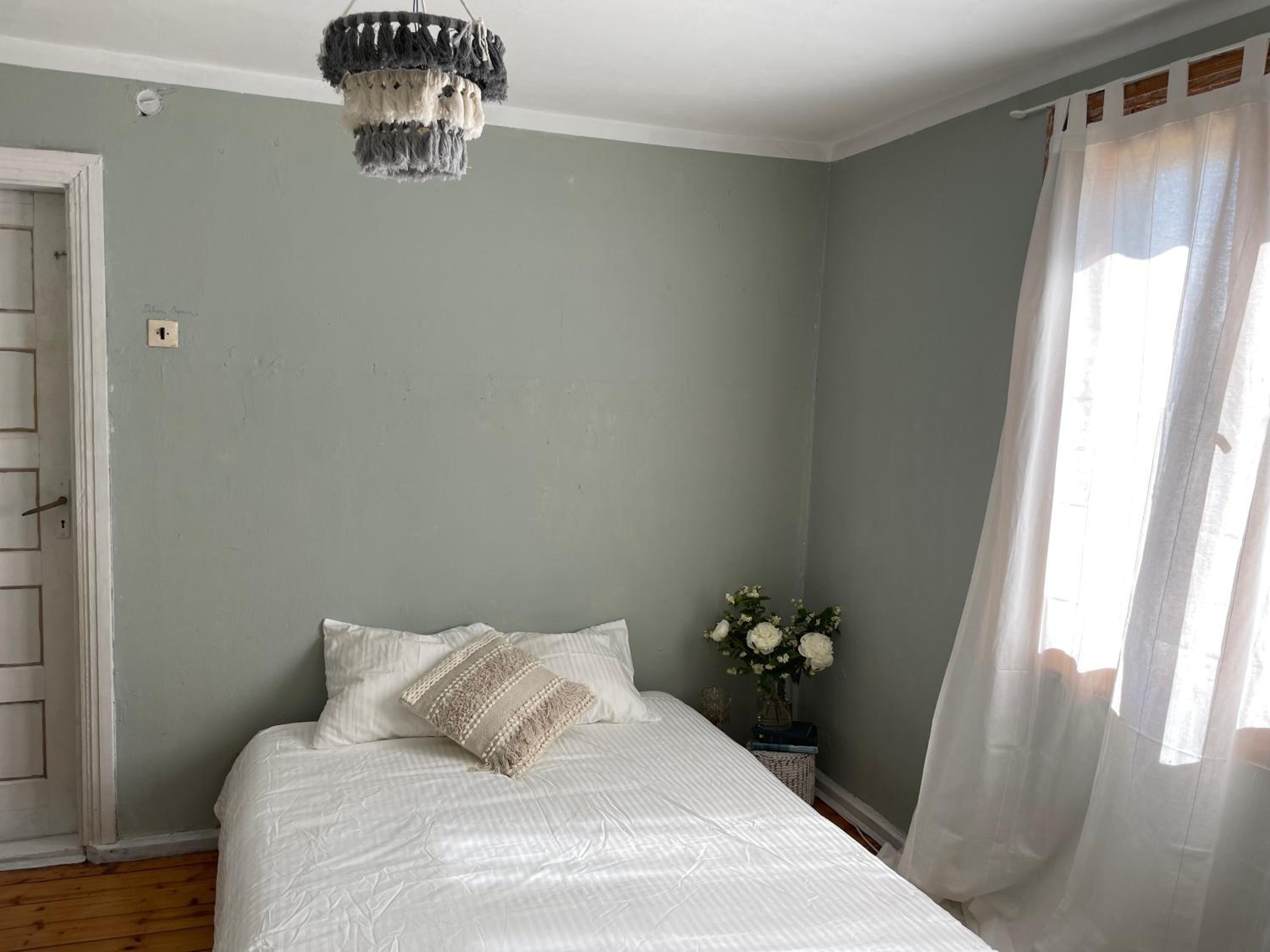 Double Room with Shared Bathroom photo 3