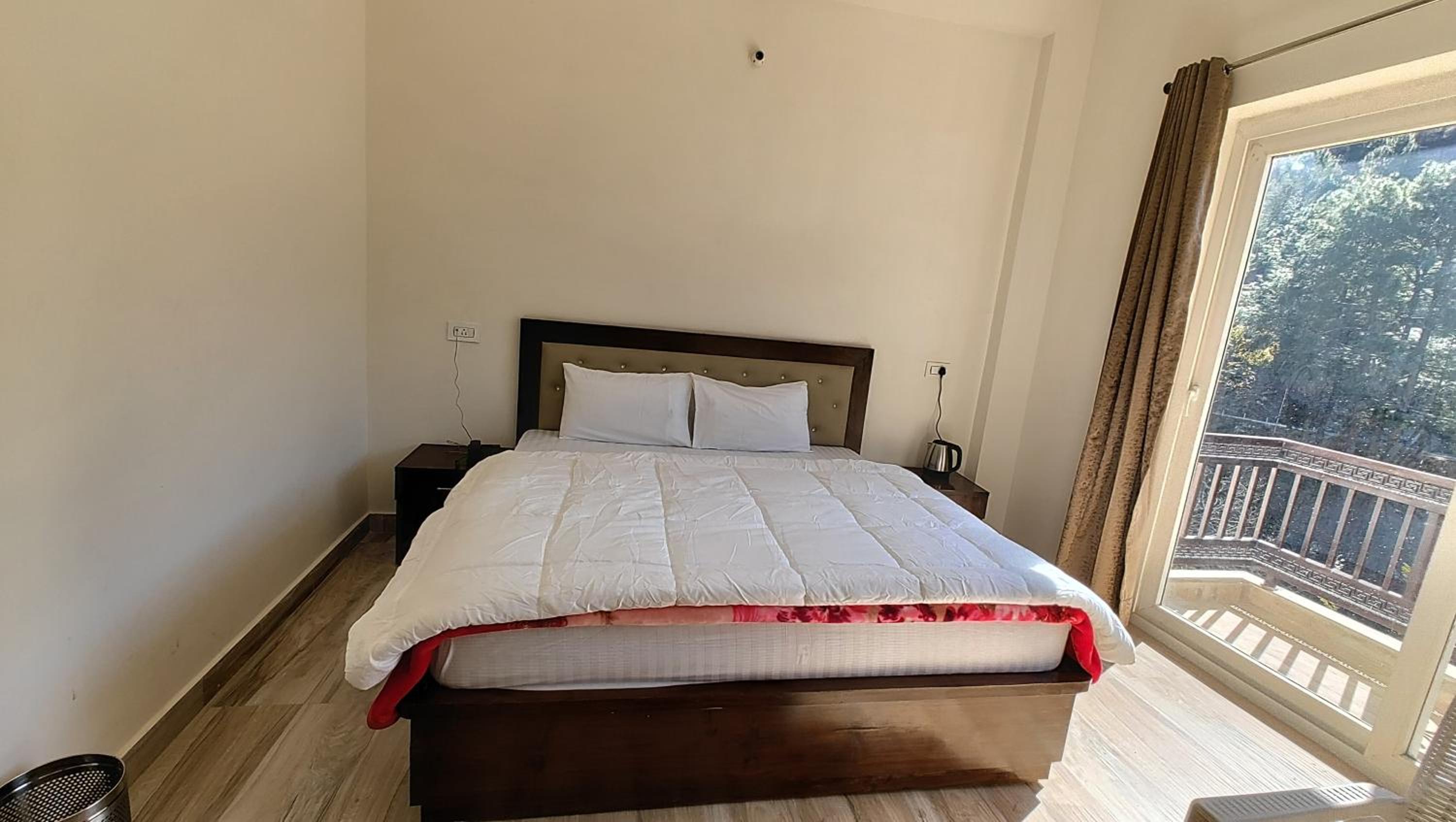Double Room with Mountain View