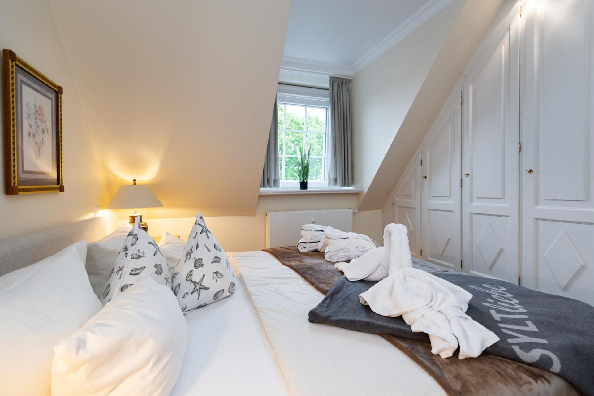 Suite - Photo 5