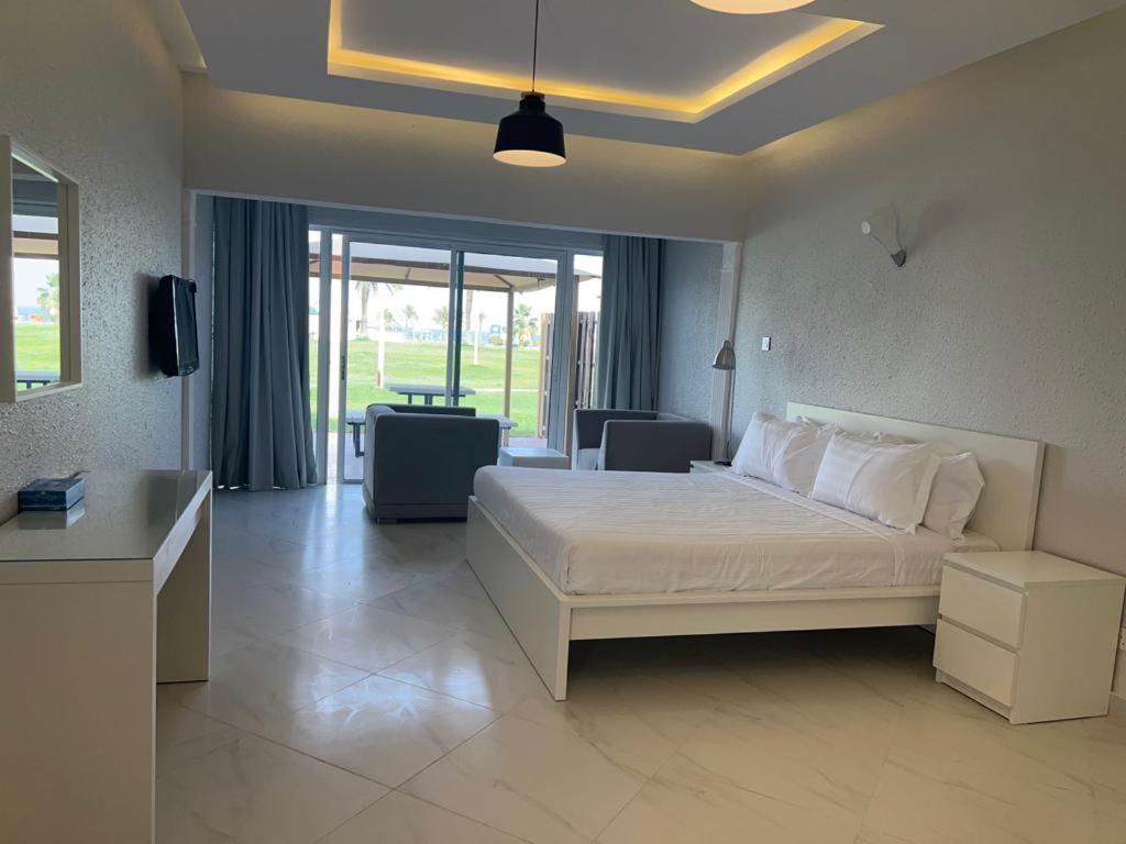 Studio with Sea View photo 1