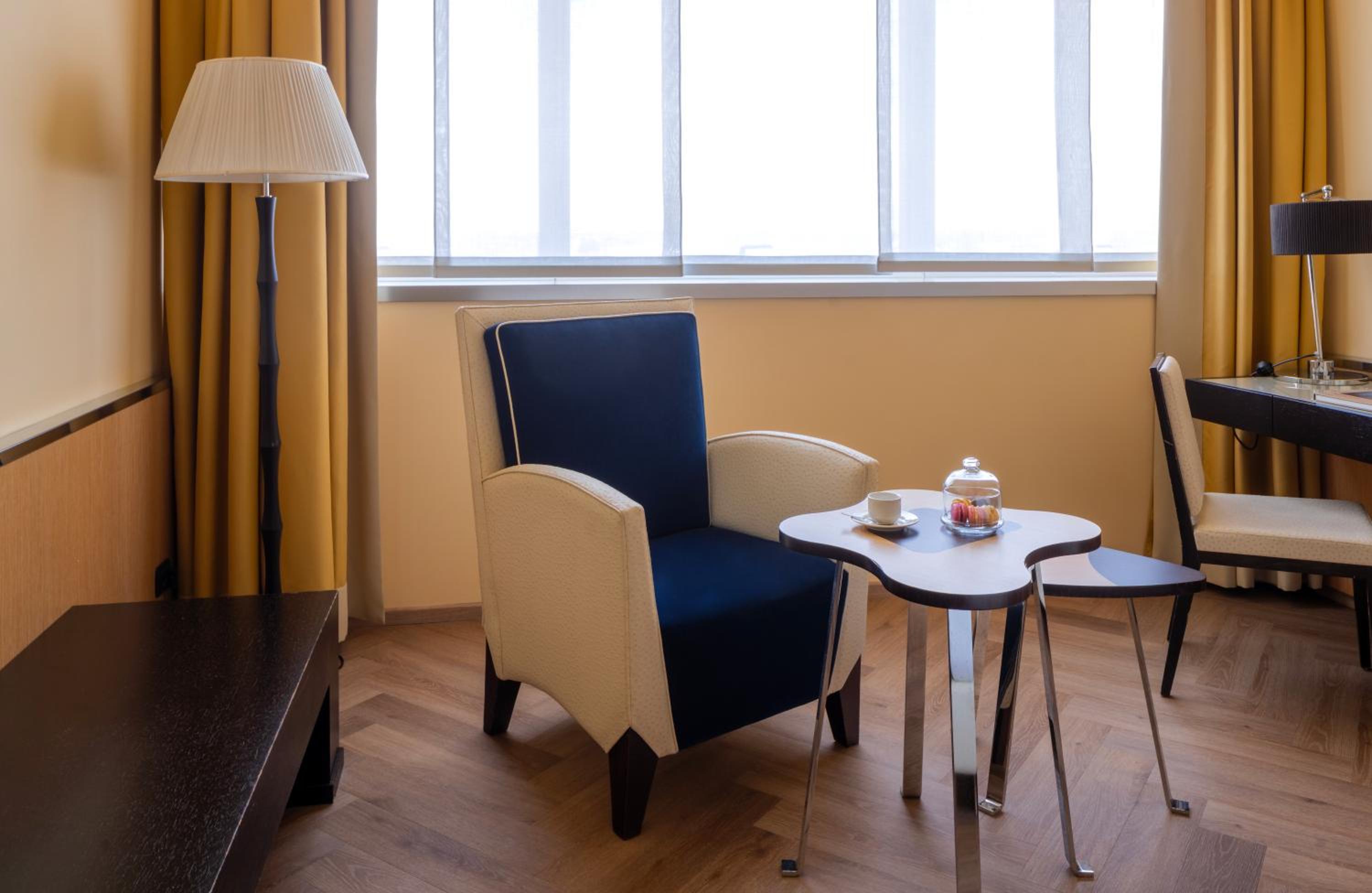 Executive Double Room - Photo 7