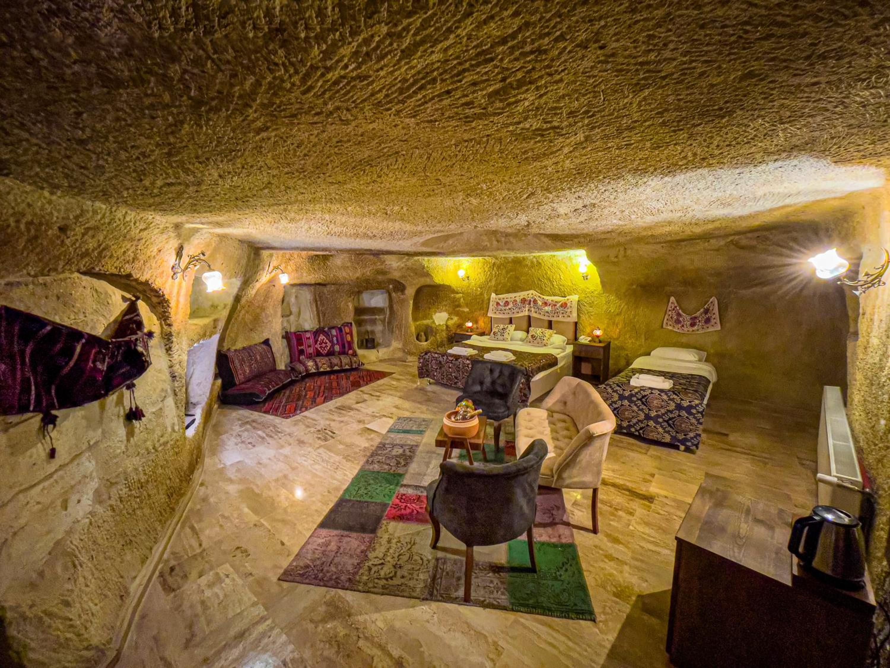 Deluxe Quadruple Room - Photo 1