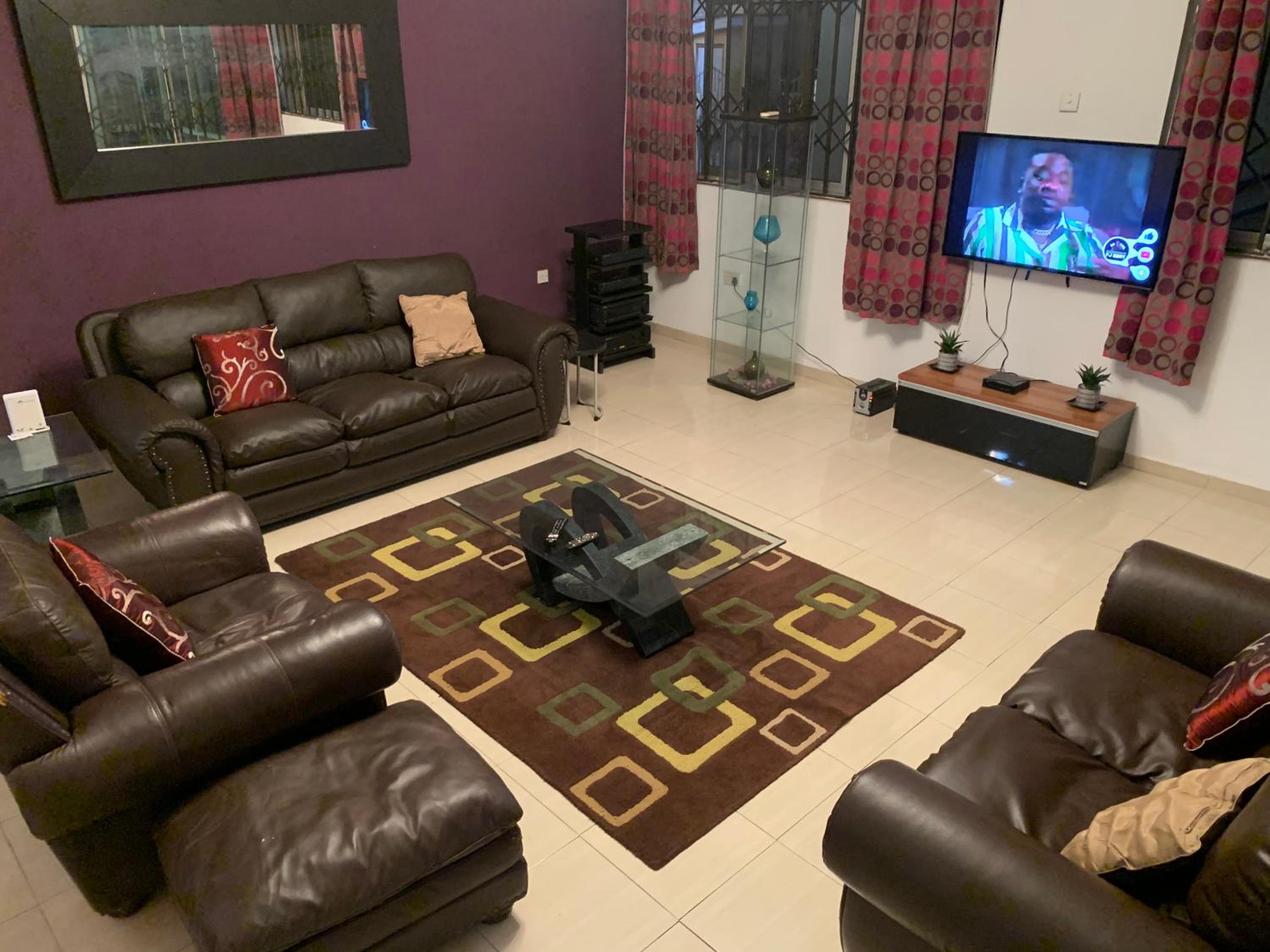 Three-Bedroom Villa photo 1
