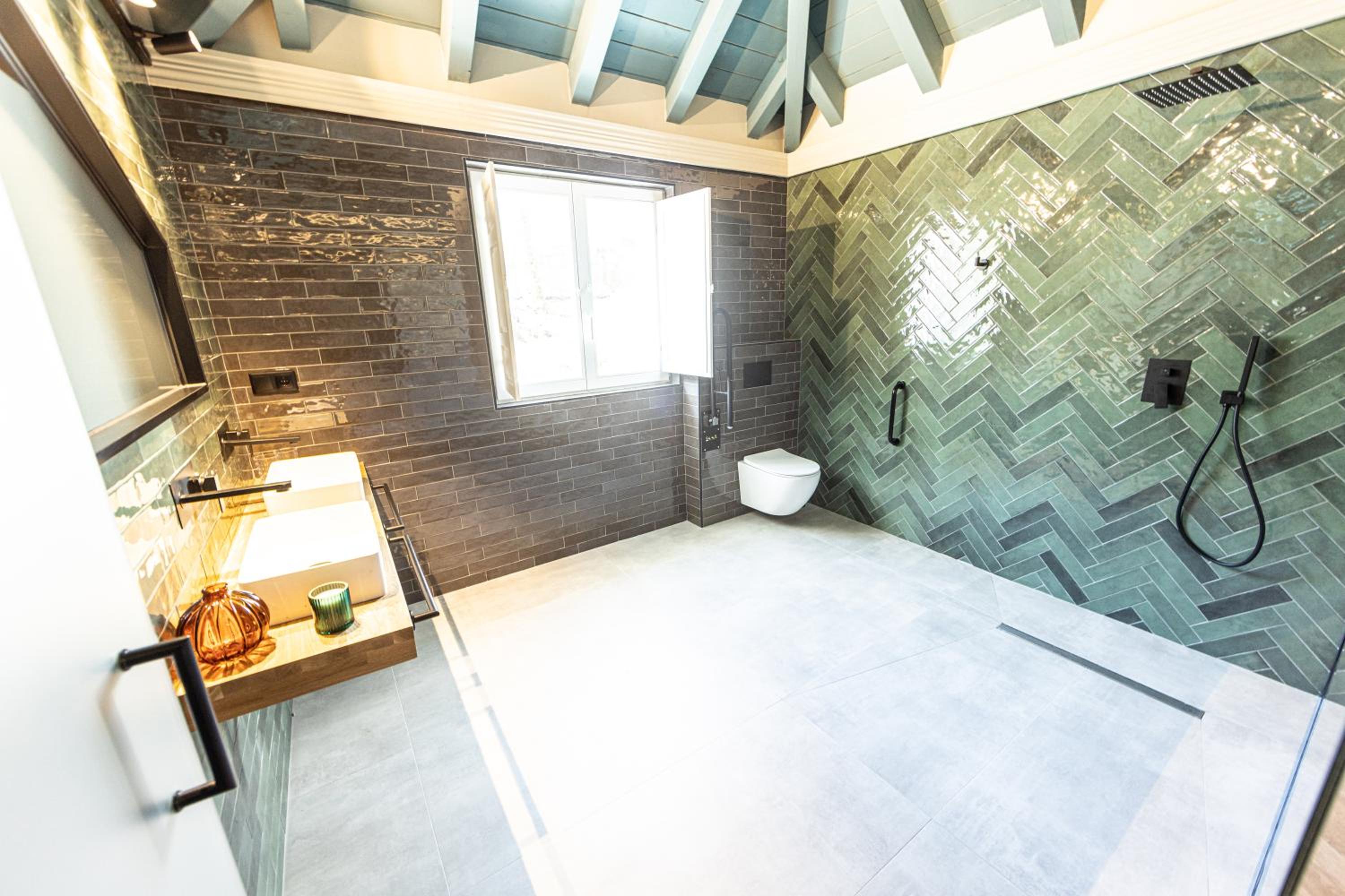 Twin Room - Disability Access - Photo 2