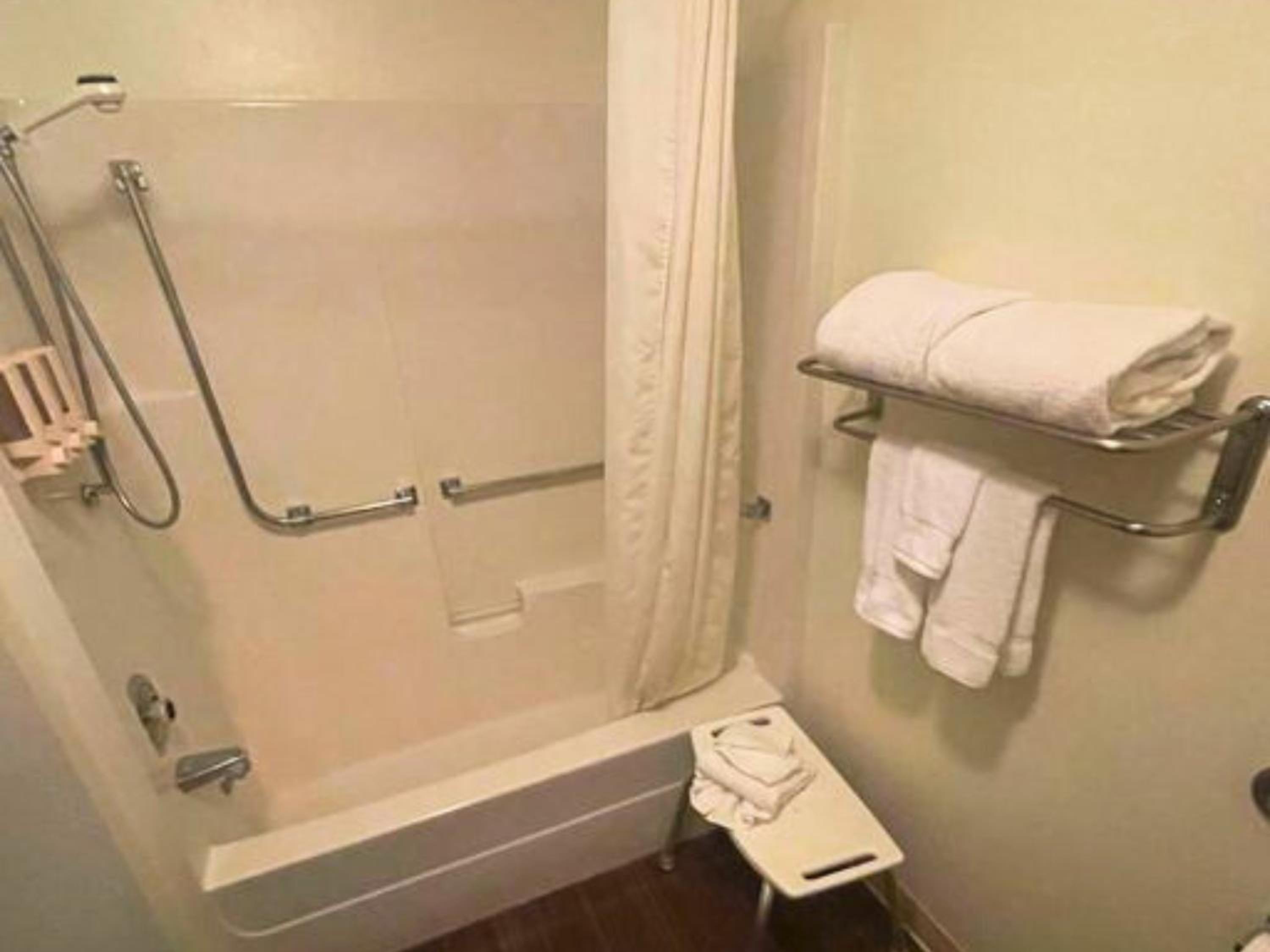 Standard Queen Room - Photo 2