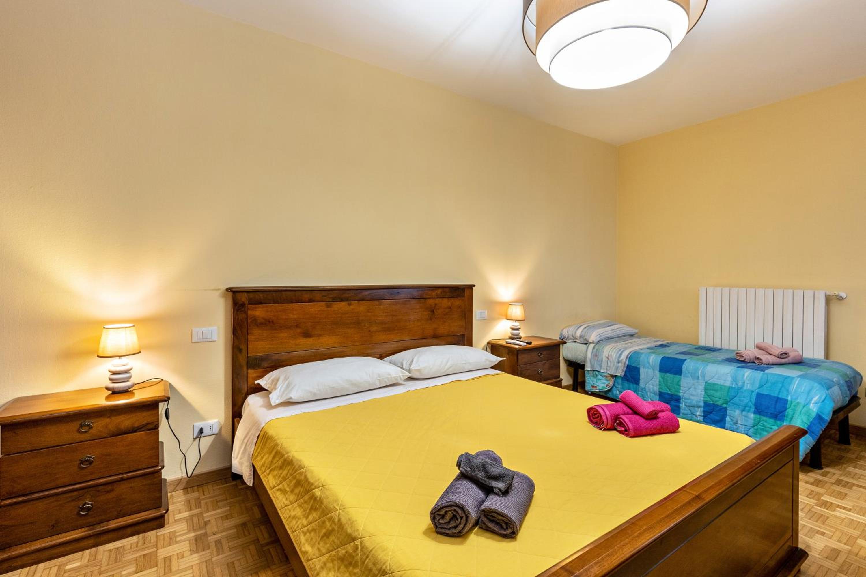 Two-Bedroom Deluxe Apartment with Garden View