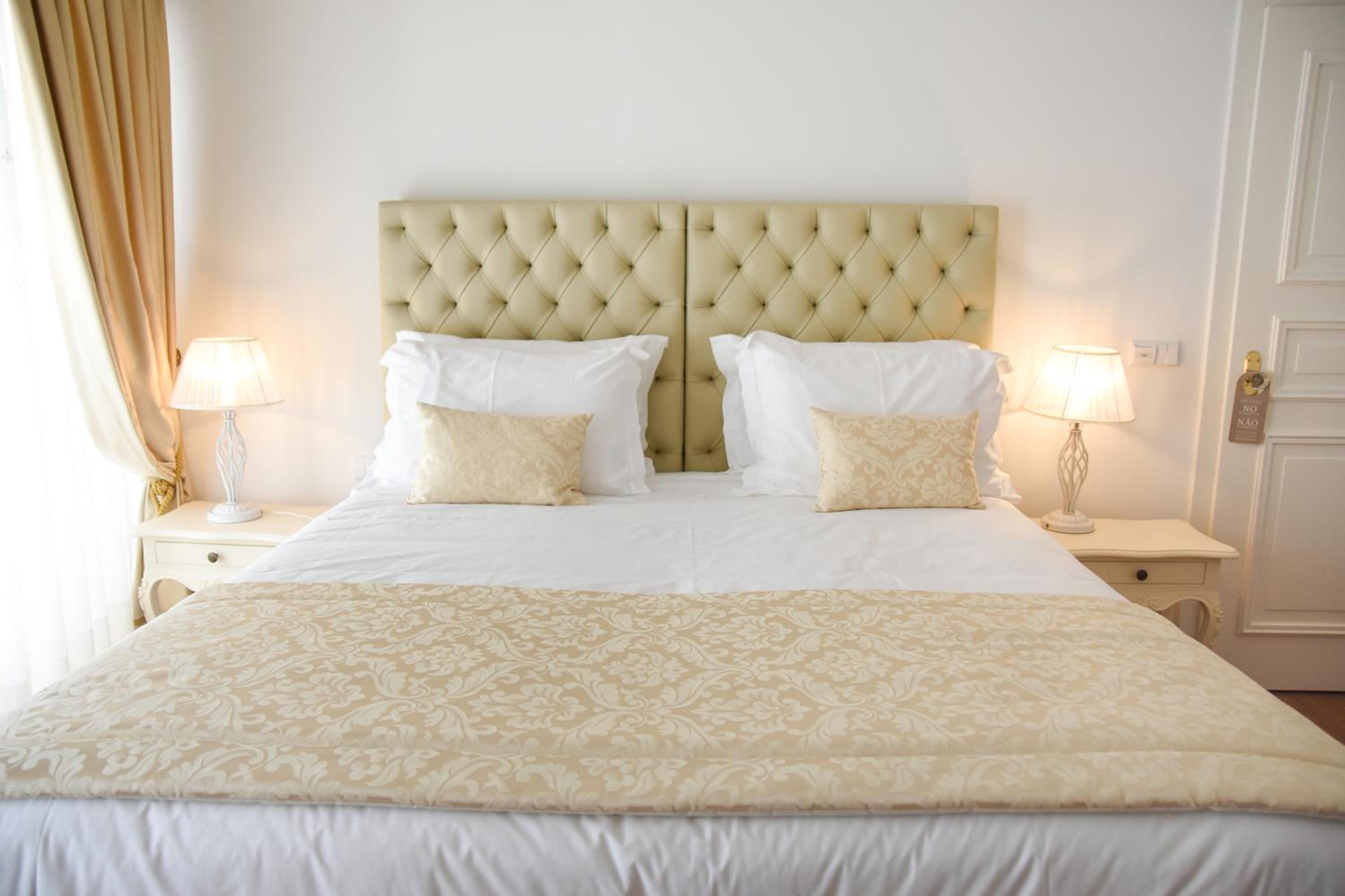 Superior Deluxe Double or Twin Room 