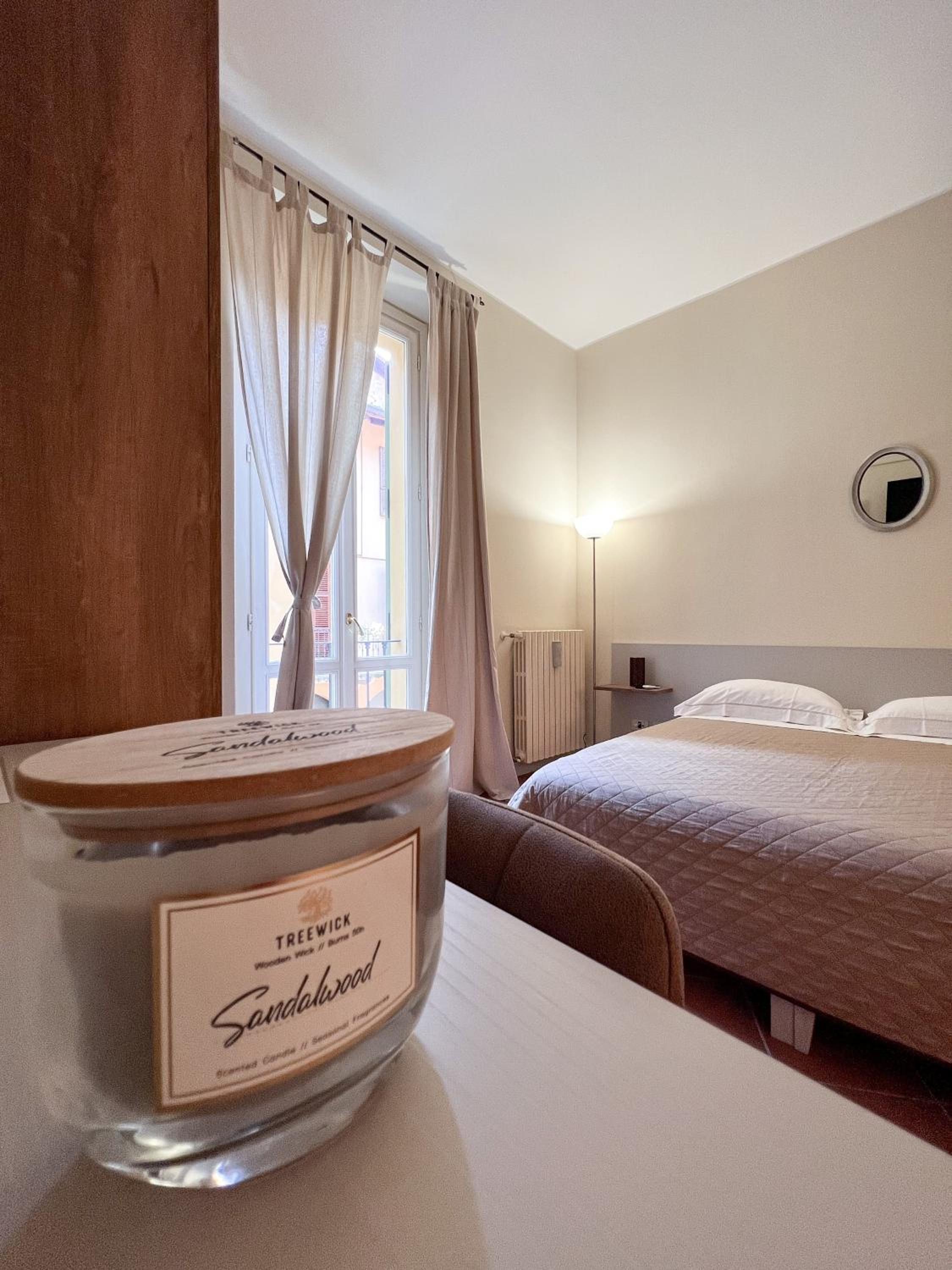 Double or Twin Room with Private Bathroom photo 2