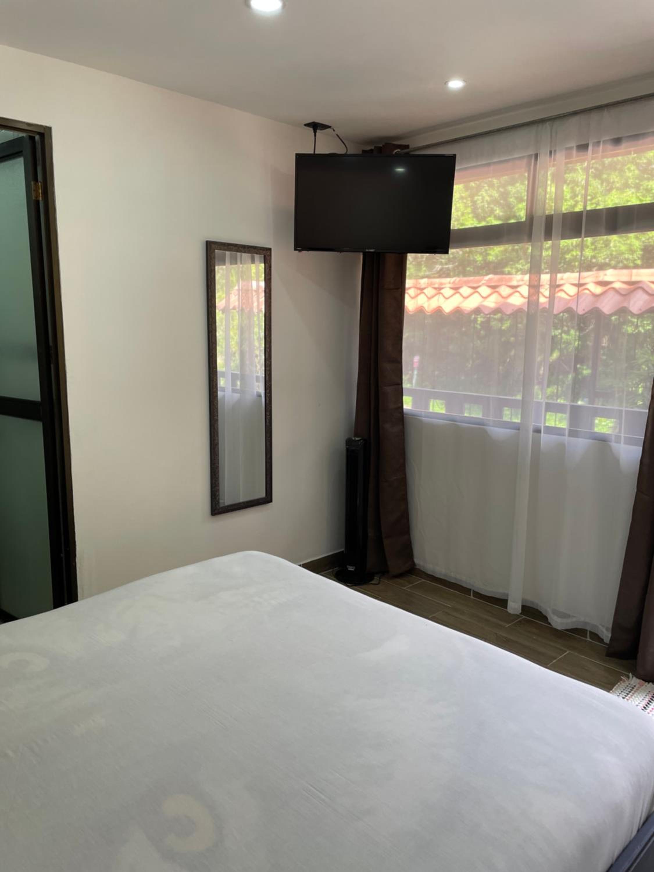 Double Room with Private Bathroom photo 3