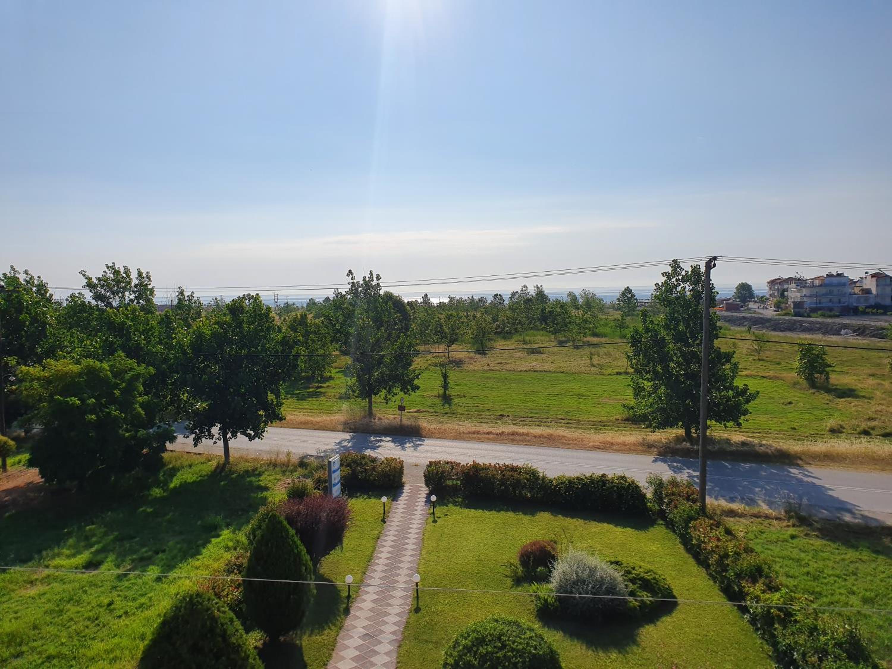 Studio with Partial Sea View (2 Adults) - Photo 6