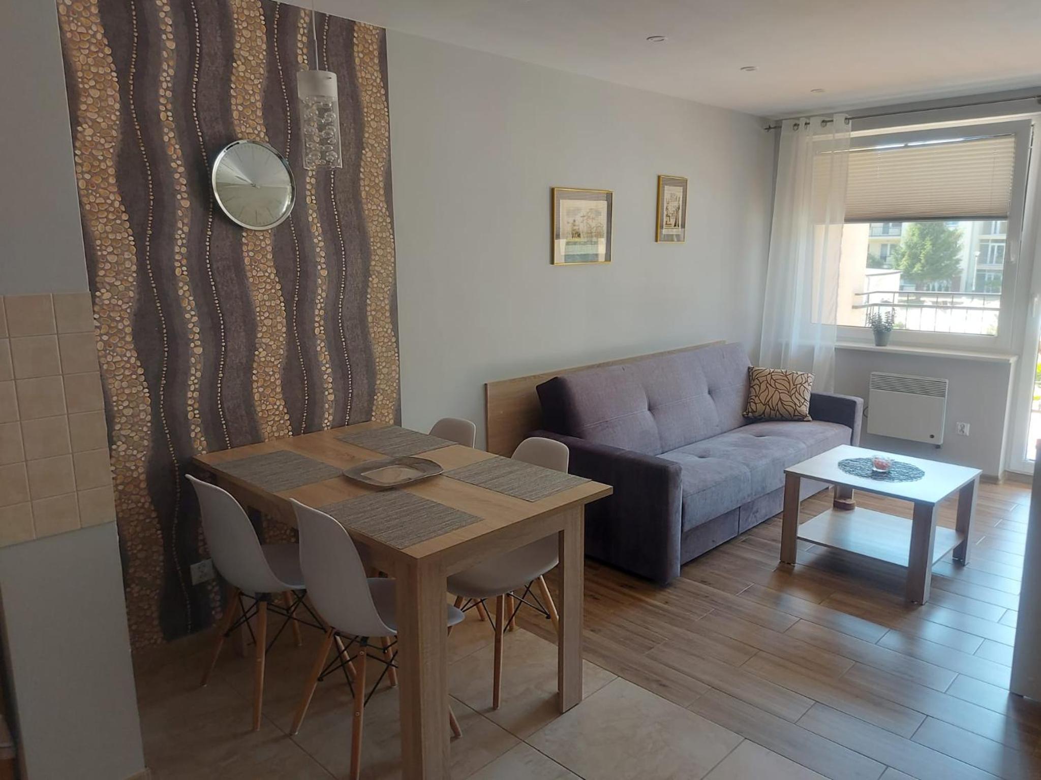 Apartment photo 2