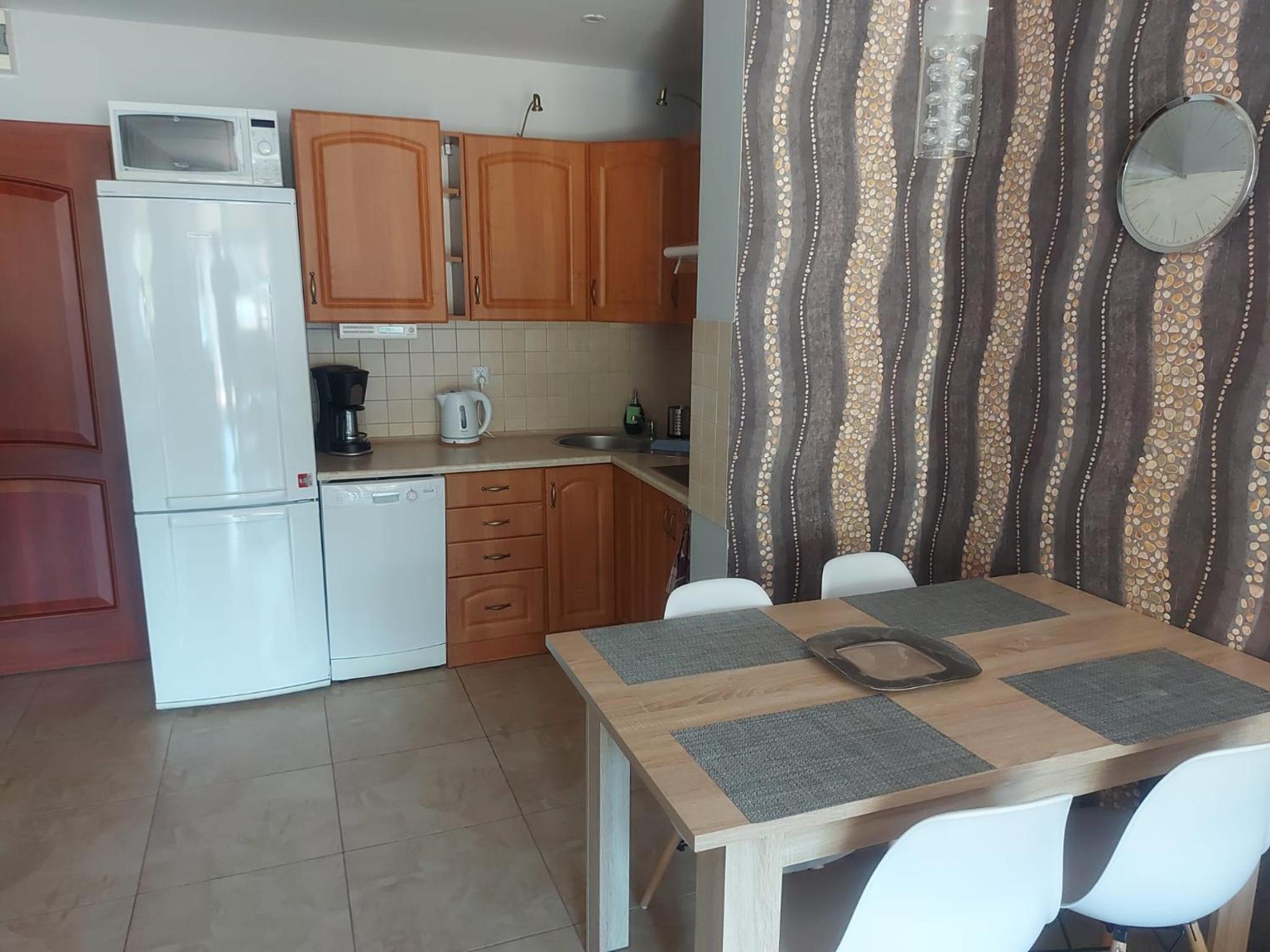 Apartment photo 3