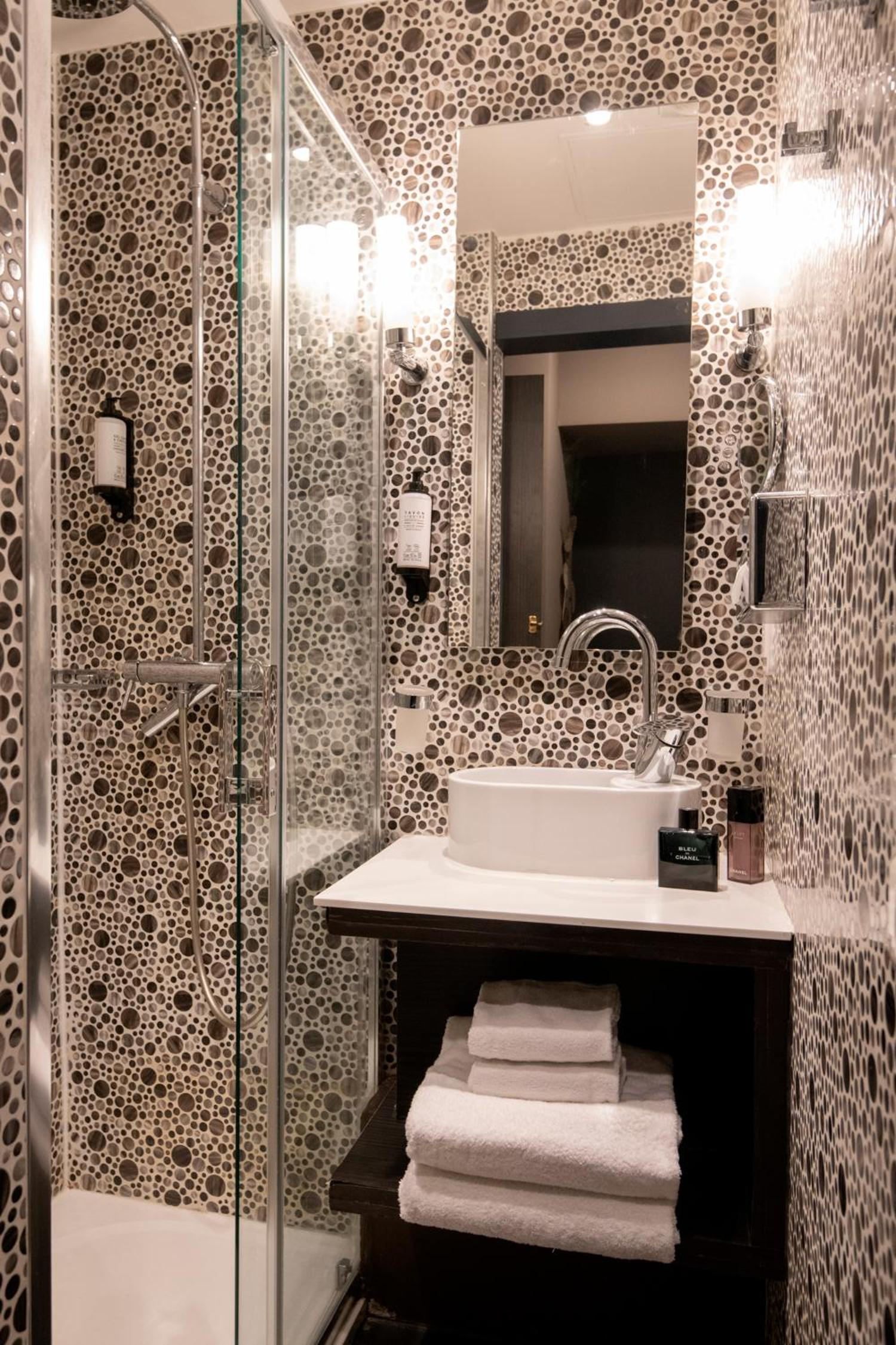 Comfort Double Room - Photo 8