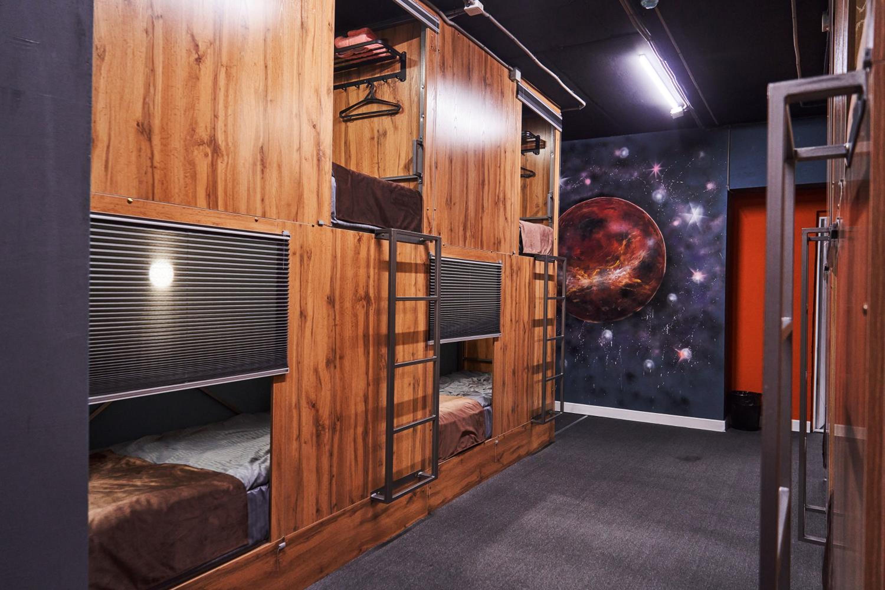 Bunk Bed in Mixed Dormitory Room photo 2